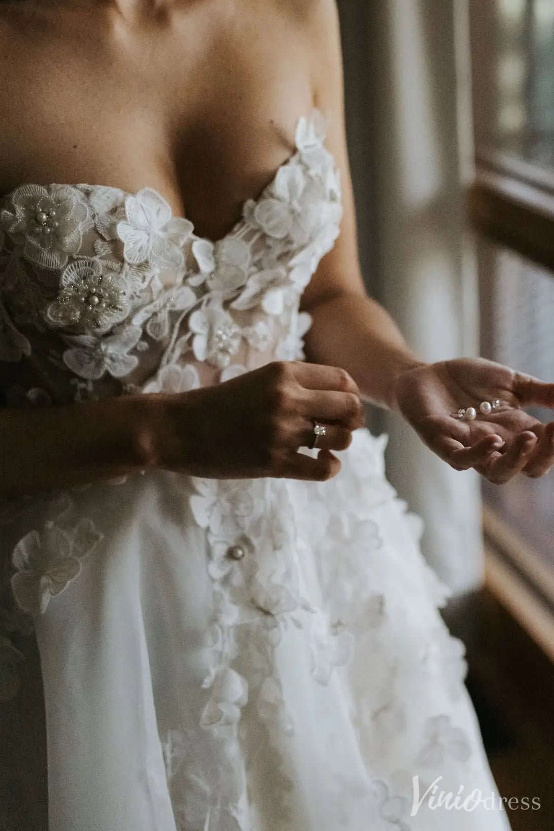 Romantic Floral Lace Wedding Dress with Illusion Bodice & Spaghetti Straps – VW2523-wedding dresses 2025 -Viniodress-Ivory-Custom Size-