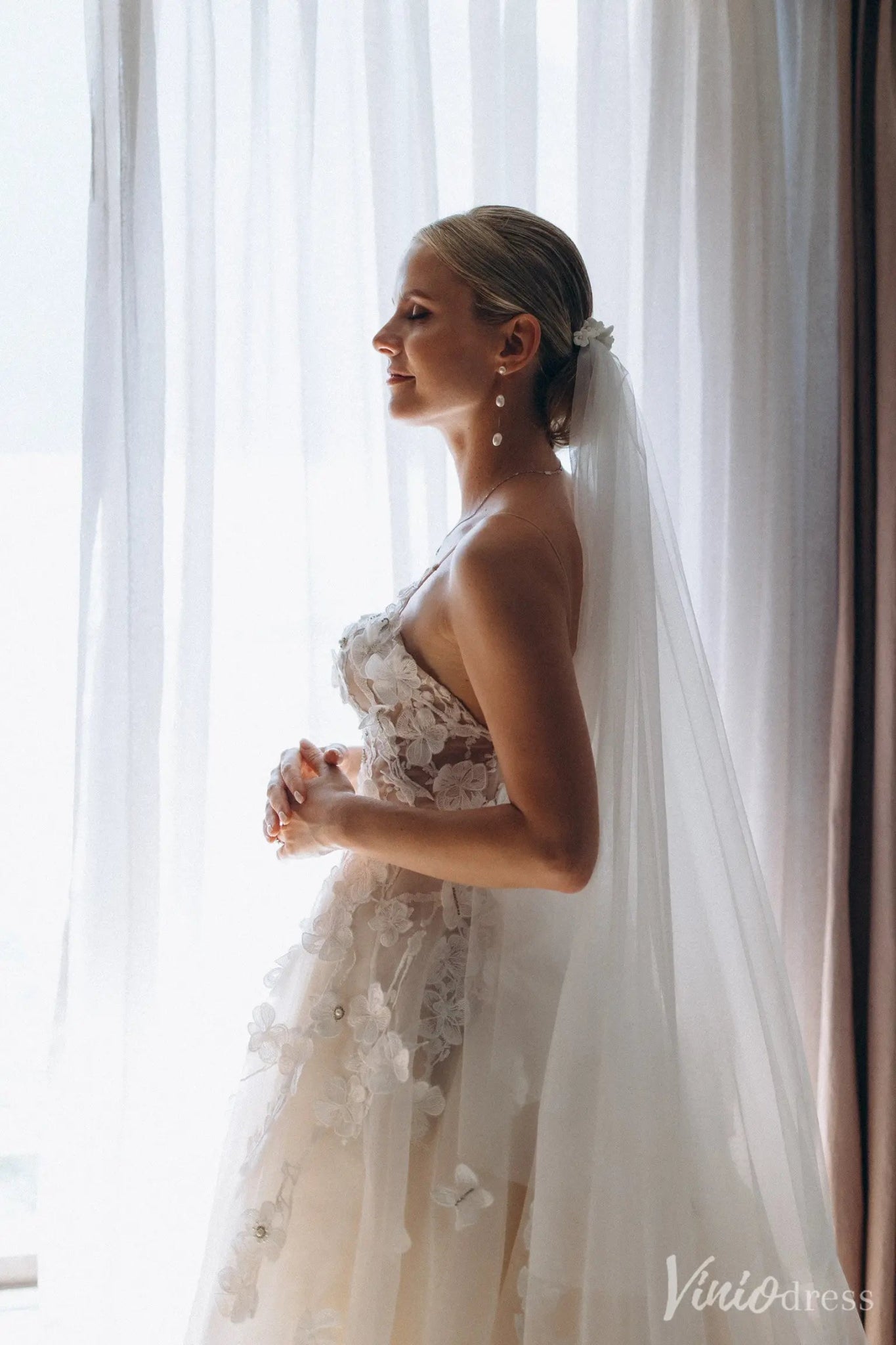 Romantic Floral Lace Wedding Dress with Illusion Bodice & Spaghetti Straps – VW2523-wedding dresses 2025 -Viniodress-Ivory-Custom Size-