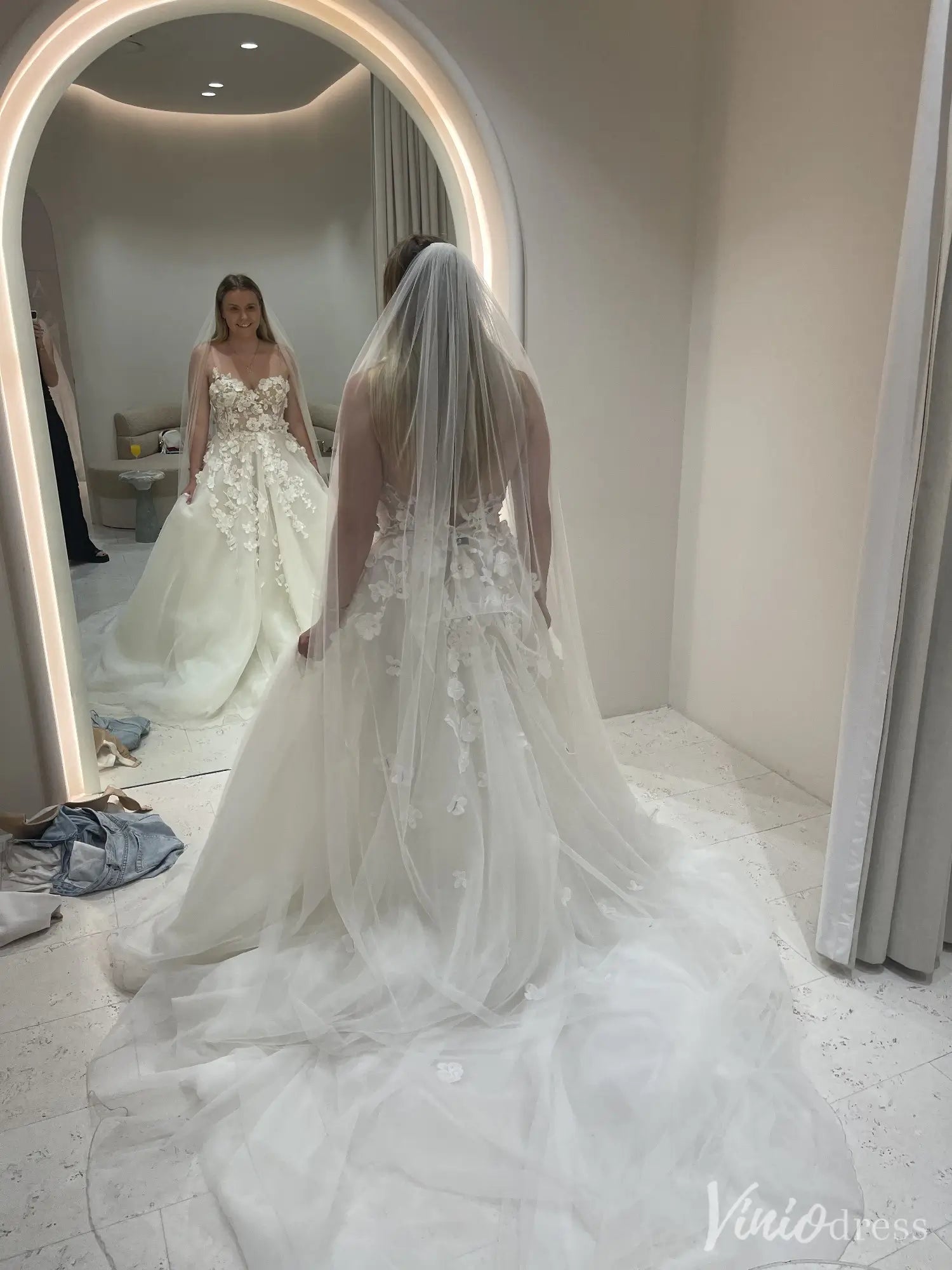 Romantic Floral Lace Wedding Dress with Illusion Bodice & Spaghetti Straps – VW2523-wedding dresses 2025 -Viniodress-Ivory-Custom Size-