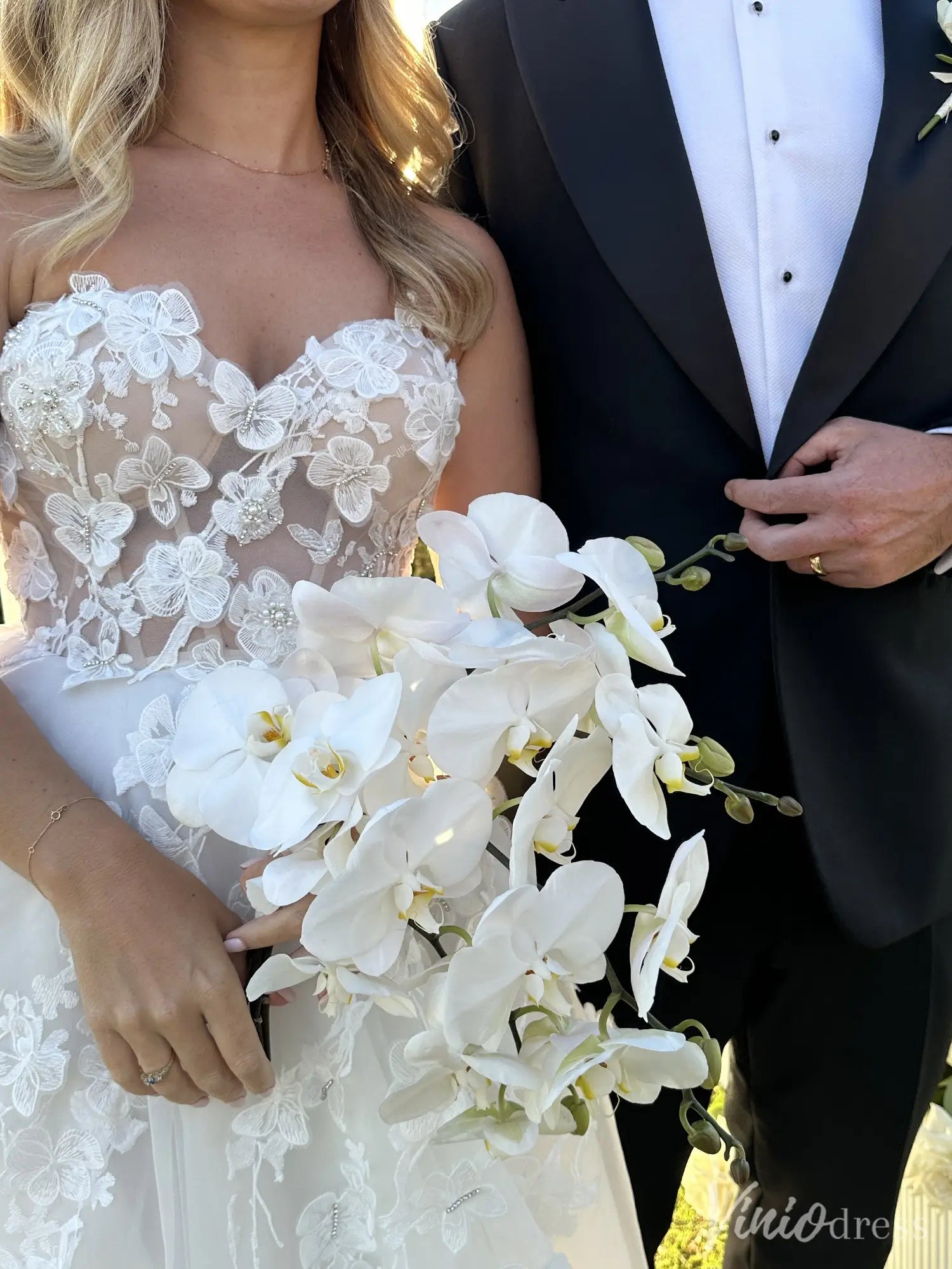 Romantic Floral Lace Wedding Dress with Illusion Bodice & Spaghetti Straps – VW2523-wedding dresses 2025 -Viniodress-Ivory-Custom Size-