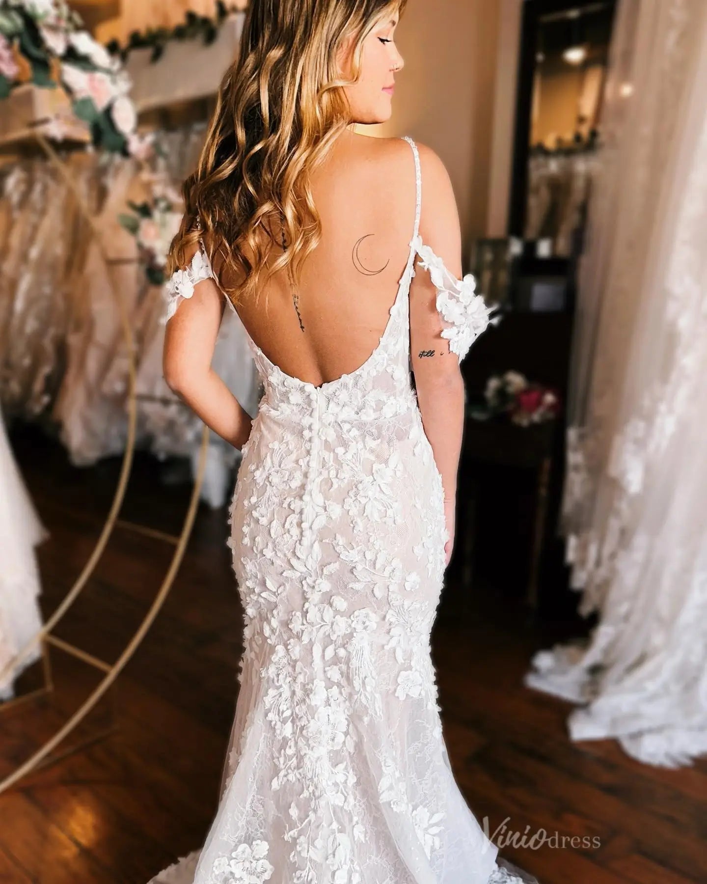 Romantic Ivory Floral Lace Mermaid Wedding Dress with Off-Shoulder Sleeves & Chapel Train – ML152-wedding dresses 2025 -Viniodress-Ivory-Custom Size-