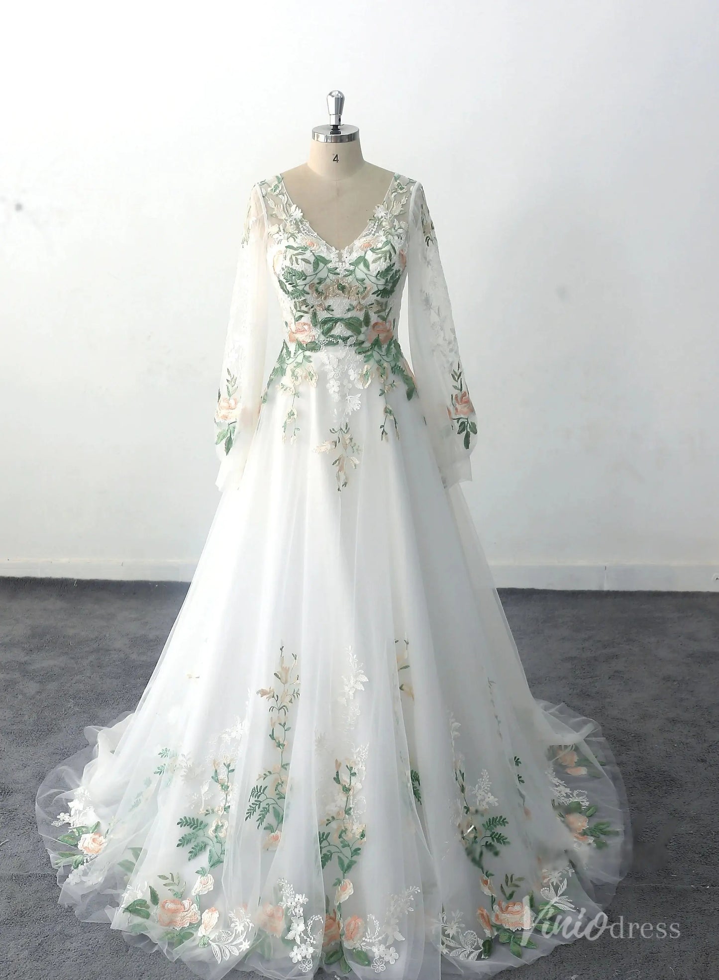 Romantic Ivory Floral Lace Wedding Dress with Long Sleeves, V-Neck Bodice, and Embroidered Skirt – FW225-wedding dresses 2025 -Viniodress-Ivory-Custom Size-