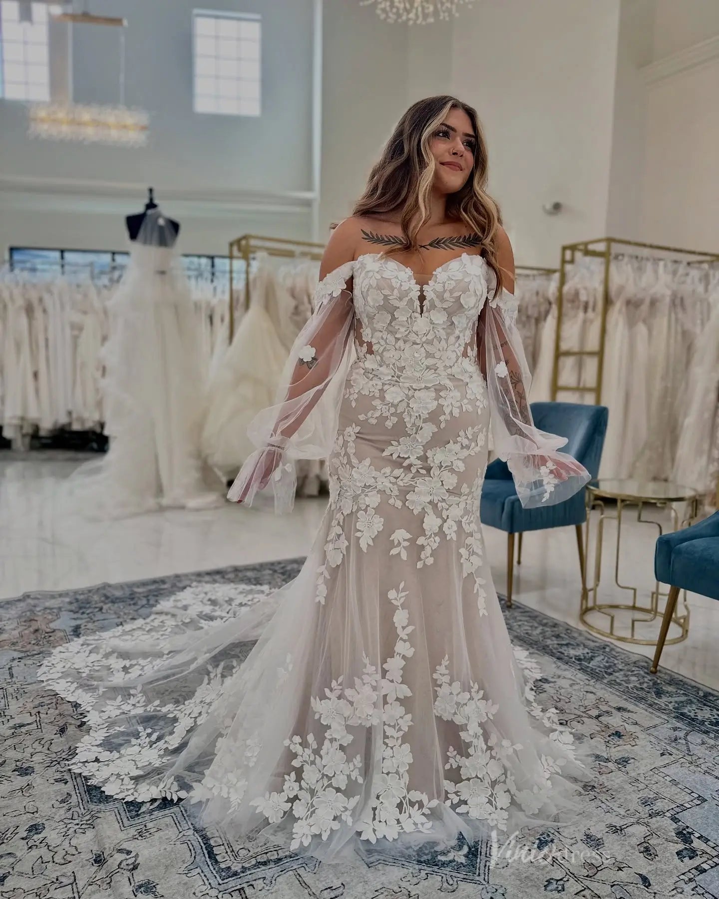 Romantic Ivory Floral Mermaid Wedding Dress with Sweetheart Neckline, Detachable Puff Sleeves & Chapel Train – ML155-wedding dresses 2025 -Viniodress-Ivory-Custom Size-