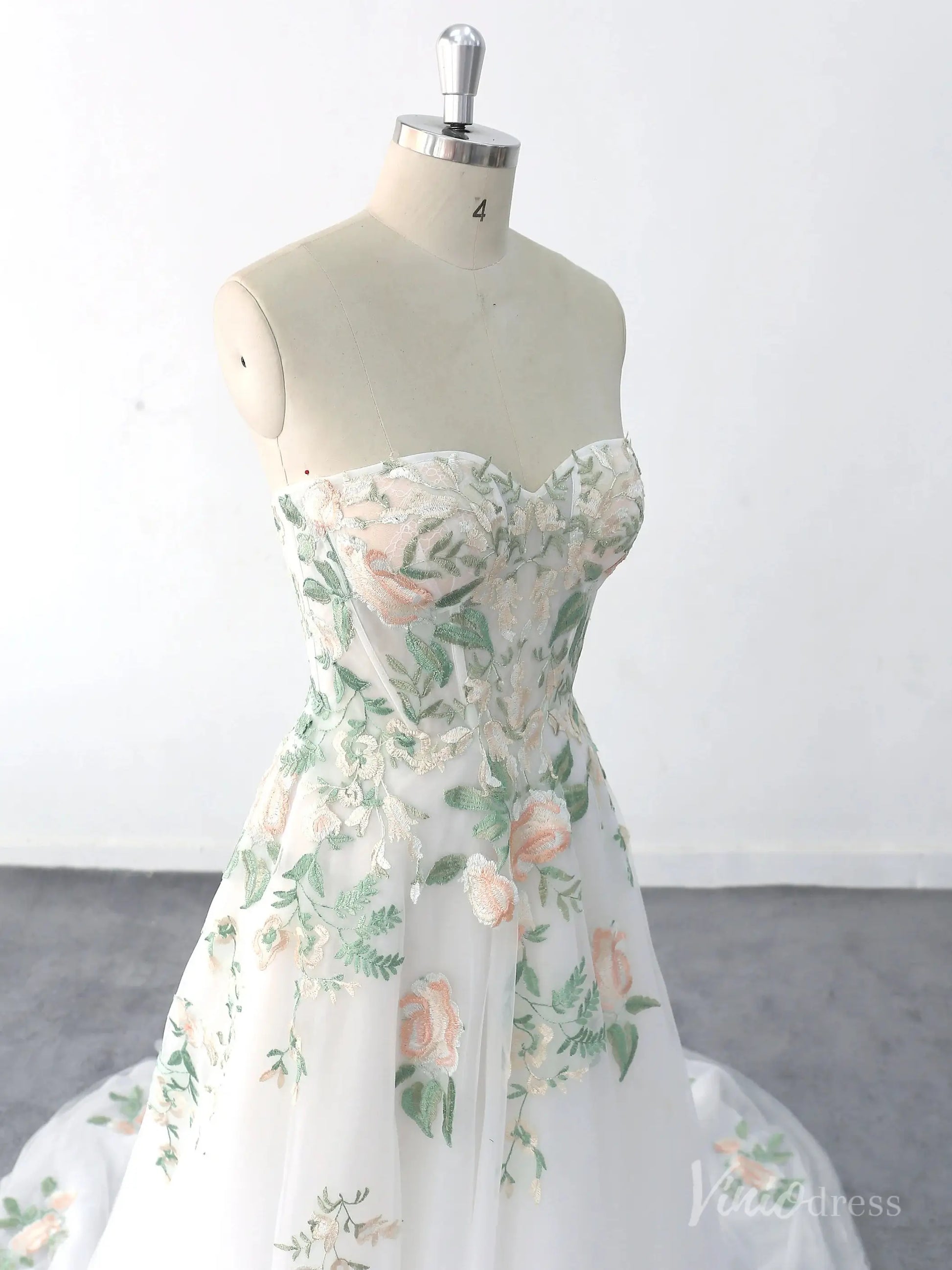 Romantic Ivory Floral Strapless Wedding Dress with Pastel Embroidery and Chapel Train – FW222-wedding dresses 2025 -Viniodress-Ivory-Custom Size-