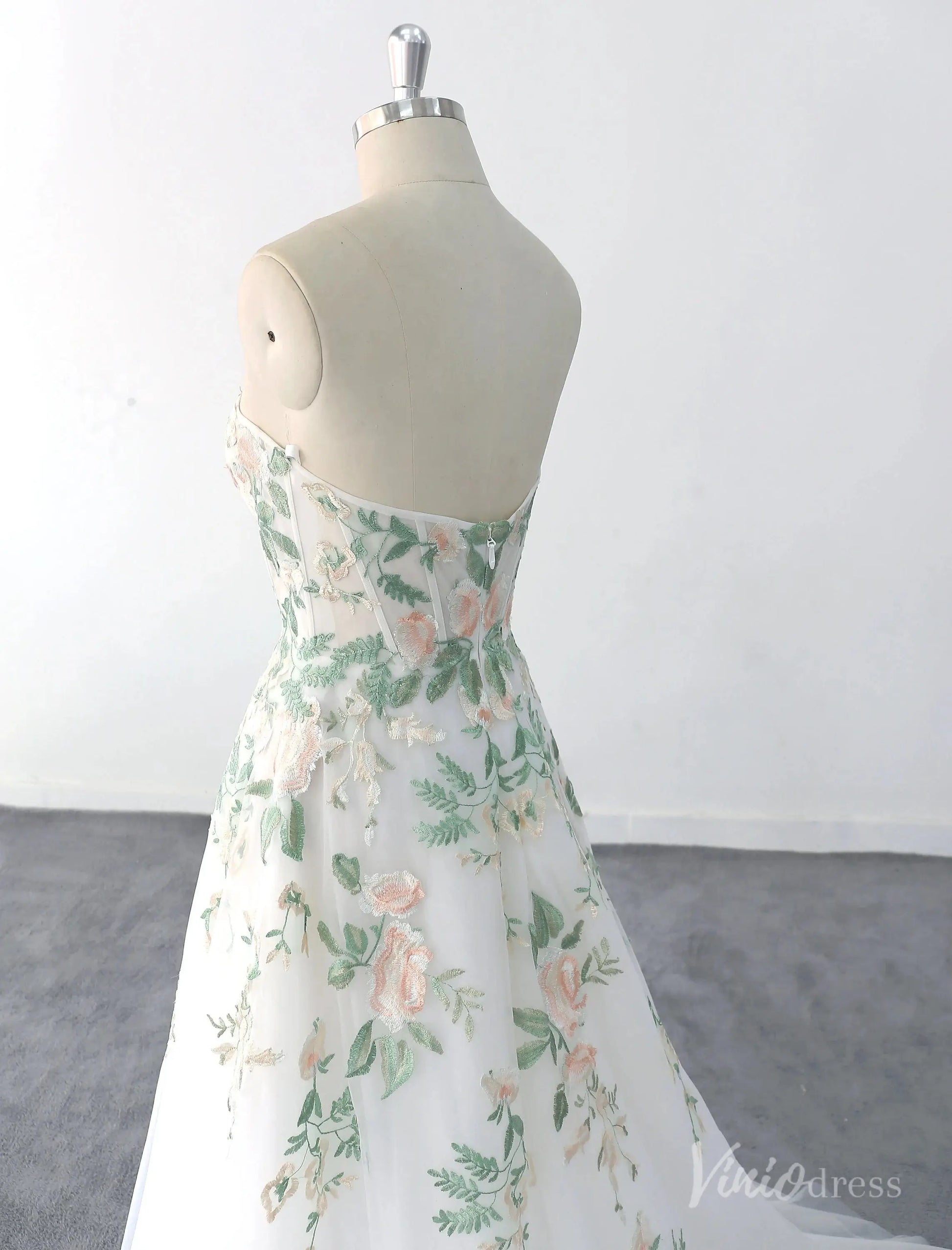 Romantic Ivory Floral Strapless Wedding Dress with Pastel Embroidery and Chapel Train – FW222-wedding dresses 2025 -Viniodress-Ivory-Custom Size-
