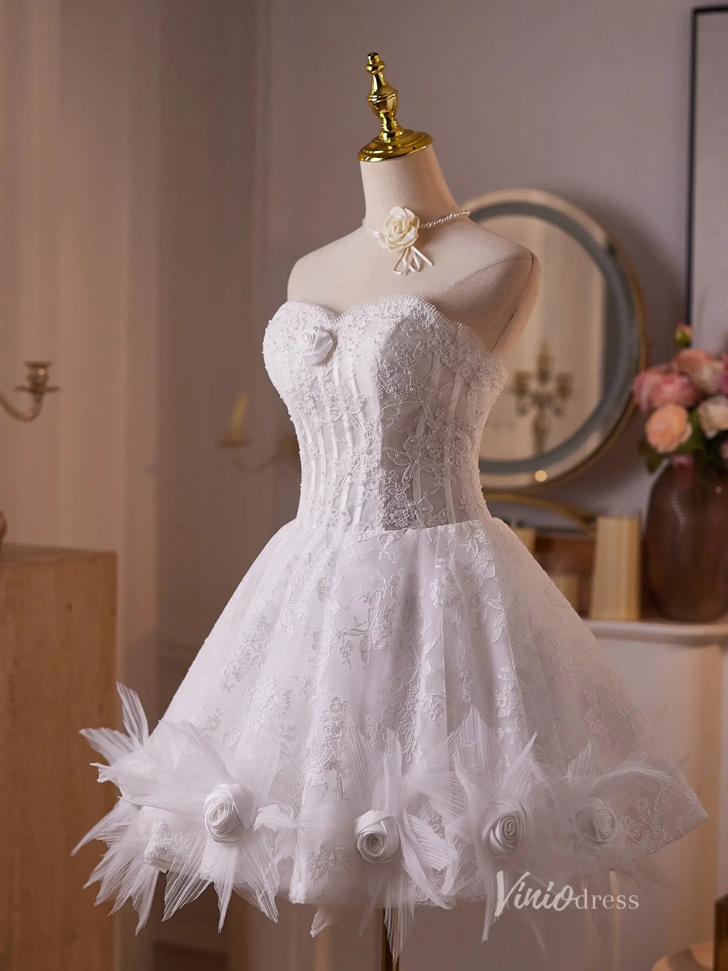 Romantic Ivory Lace Homecoming Dress with Strapless Corset Bodice, 3D Rosette Trim & A-Line Mini Skirt – BJ093-prom dresses 2025 -Viniodress-Ivory-Custom Size-