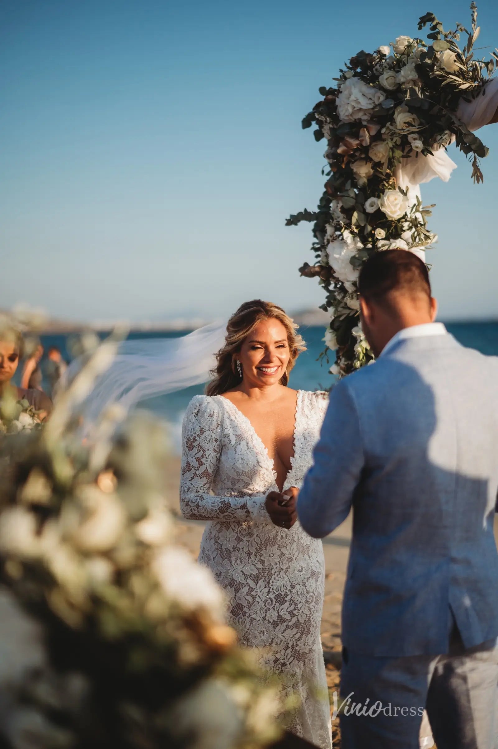 Romantic Ivory Lace Mermaid Wedding Dress with Long Sleeves, Deep V-Neck & Sweep Train – BH113-wedding dresses 2025 -Viniodress-Ivory-Custom Size-Dress only