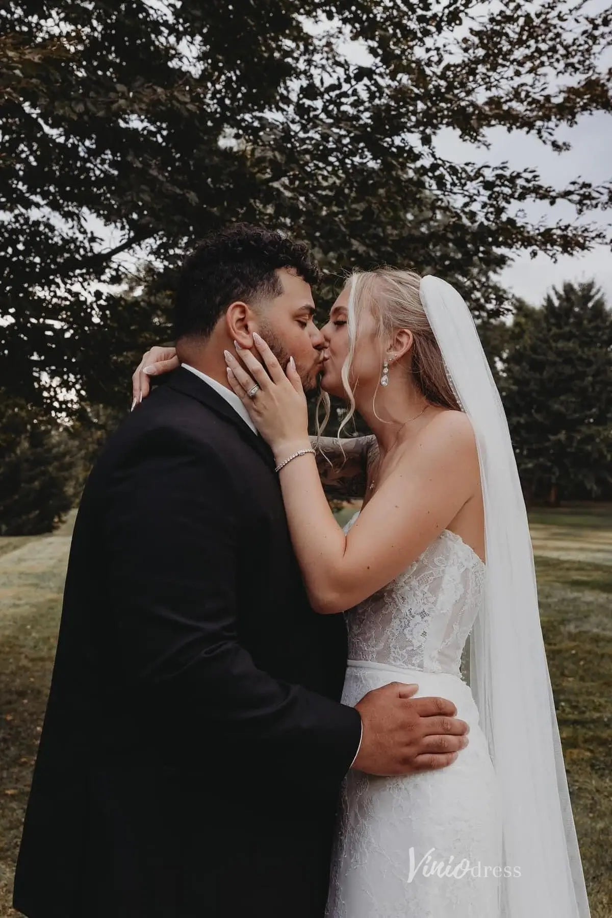 Romantic Ivory Lace Mermaid Wedding Dress with Sweetheart Neckline & Chapel Train – ML182-wedding dresses 2026-Viniodress-Ivory-Custom Size-