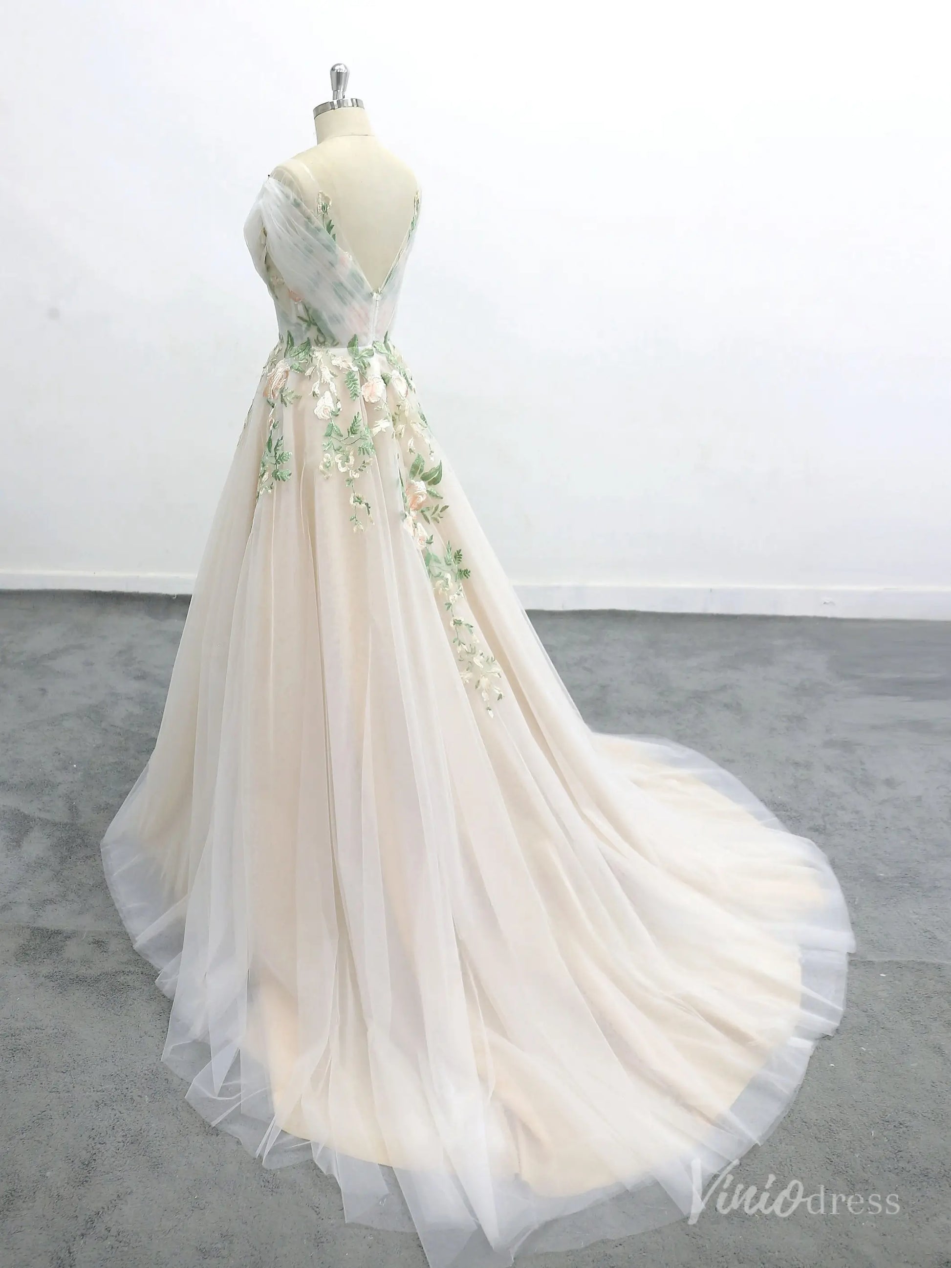 Romantic Ivory Off-Shoulder Wedding Dress with Floral Appliques, Illusion Bodice, and Tulle Chapel Train – FW223-wedding dresses 2025 -Viniodress-Ivory-Custom Size-