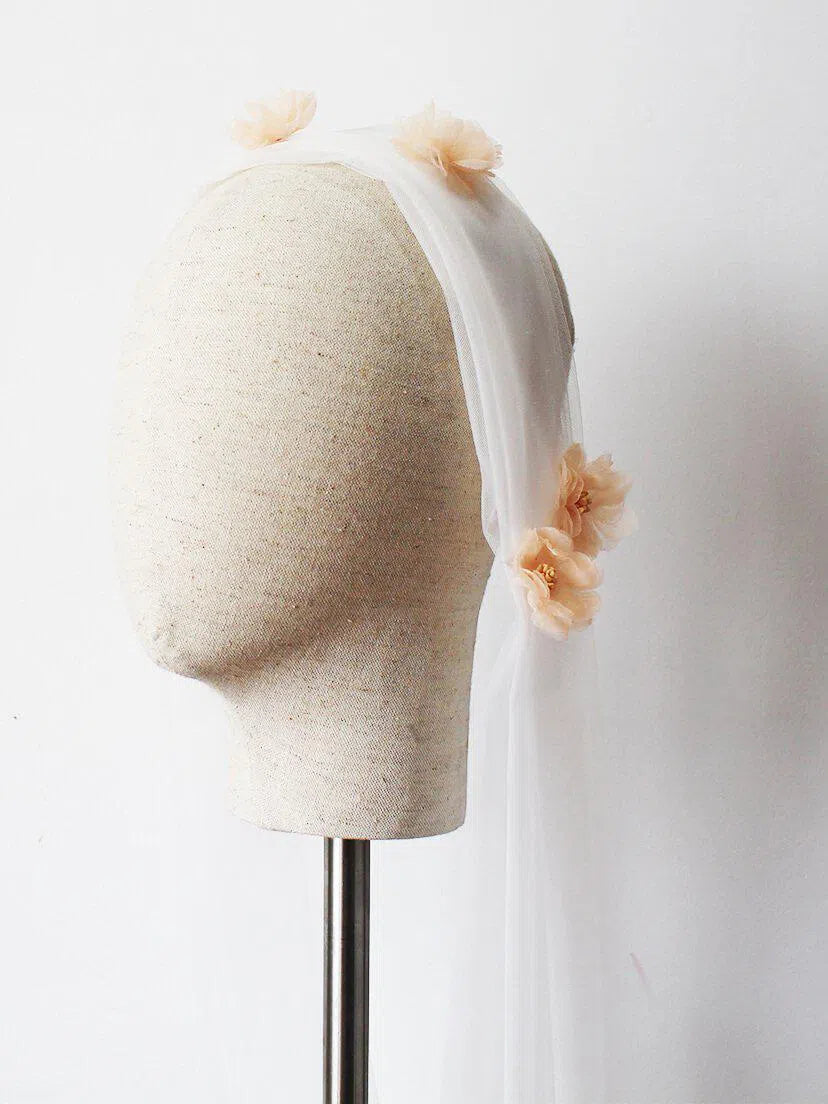 Romantic Juliet Cap Veils with Floral Appliqué AC1005-Bridal Veil 2025 -Viniodress-Blush Pink-