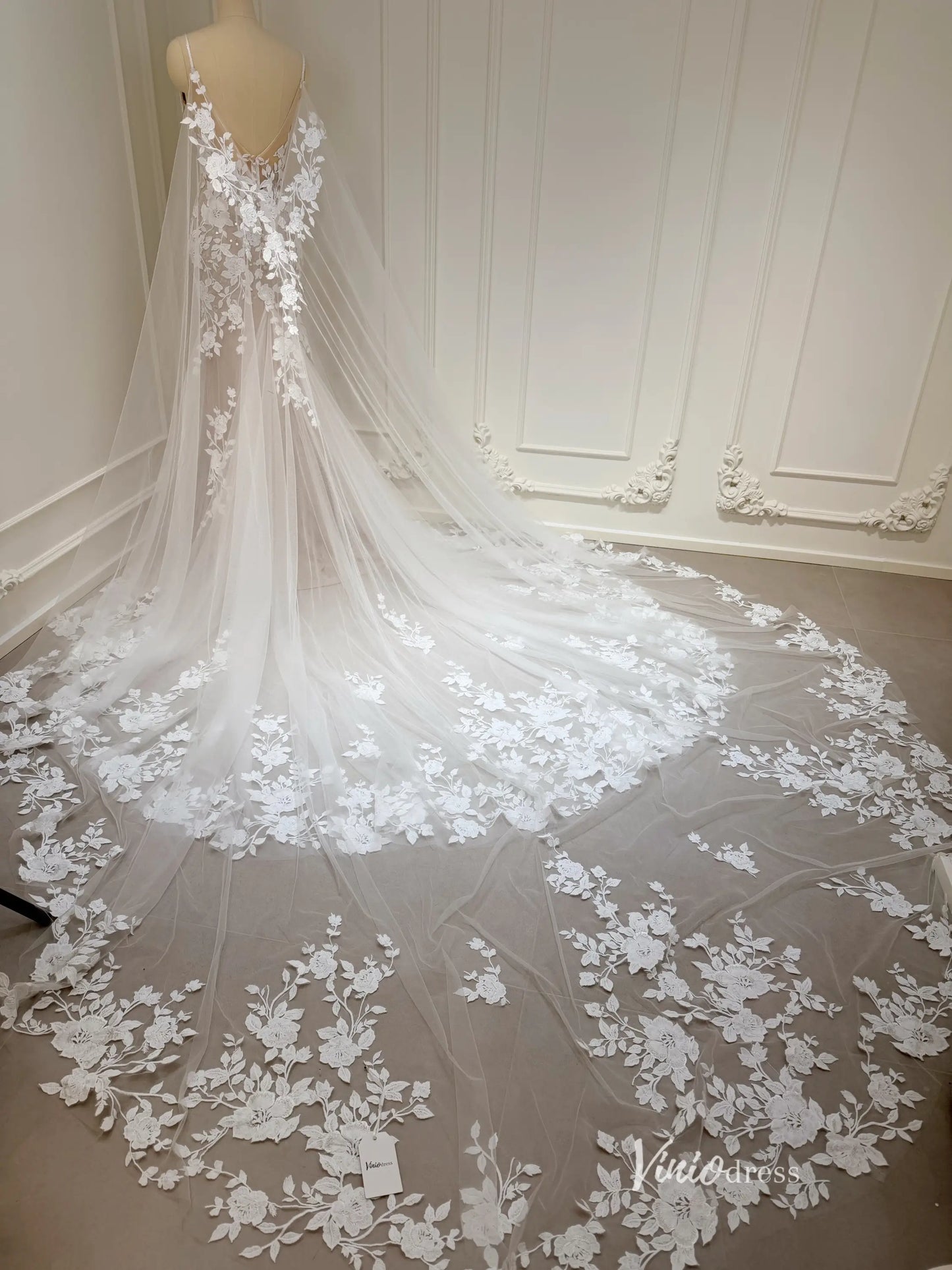 Romantic Lace Appliqued Mermaid Wedding Dress with Deep V Neck, Spaghetti Strap & Chapel Train – ML115-wedding dresses 2025 -Viniodress-Nude-Dress Only-US 0