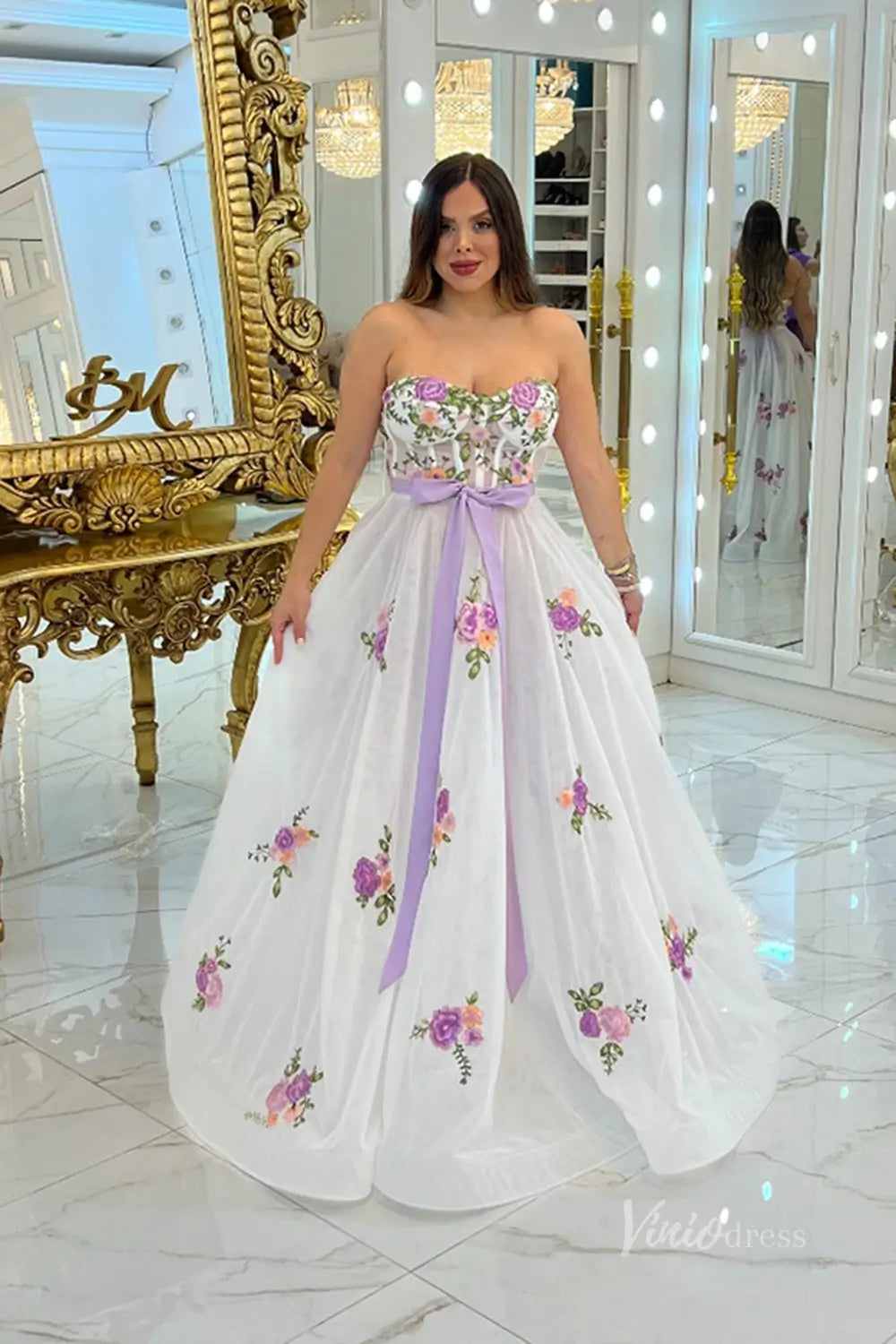 Romantic Lavender Floral Embroidered Wedding Dress with Corset Bodice, Bow Waist & Puff Sleeves – FW246-wedding dresses 2025 -Viniodress-Lavender-Custom Size-