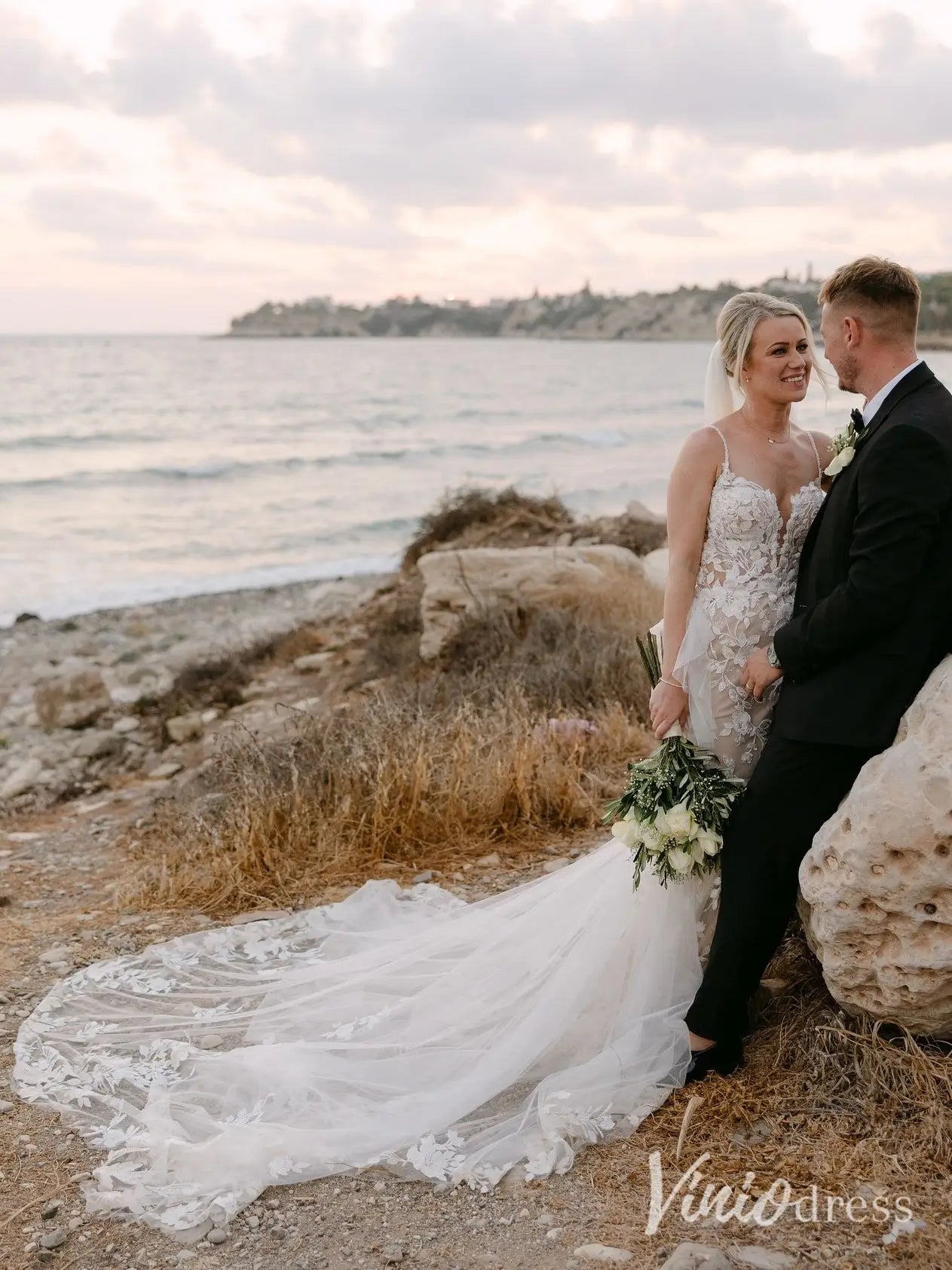 Romantic Mermaid Wedding Dress with Sweetheart Neckline, Spaghetti Straps, and Open Back – ML123-wedding dresses 2025 -Viniodress-Nude-Dress Only-Custom Size