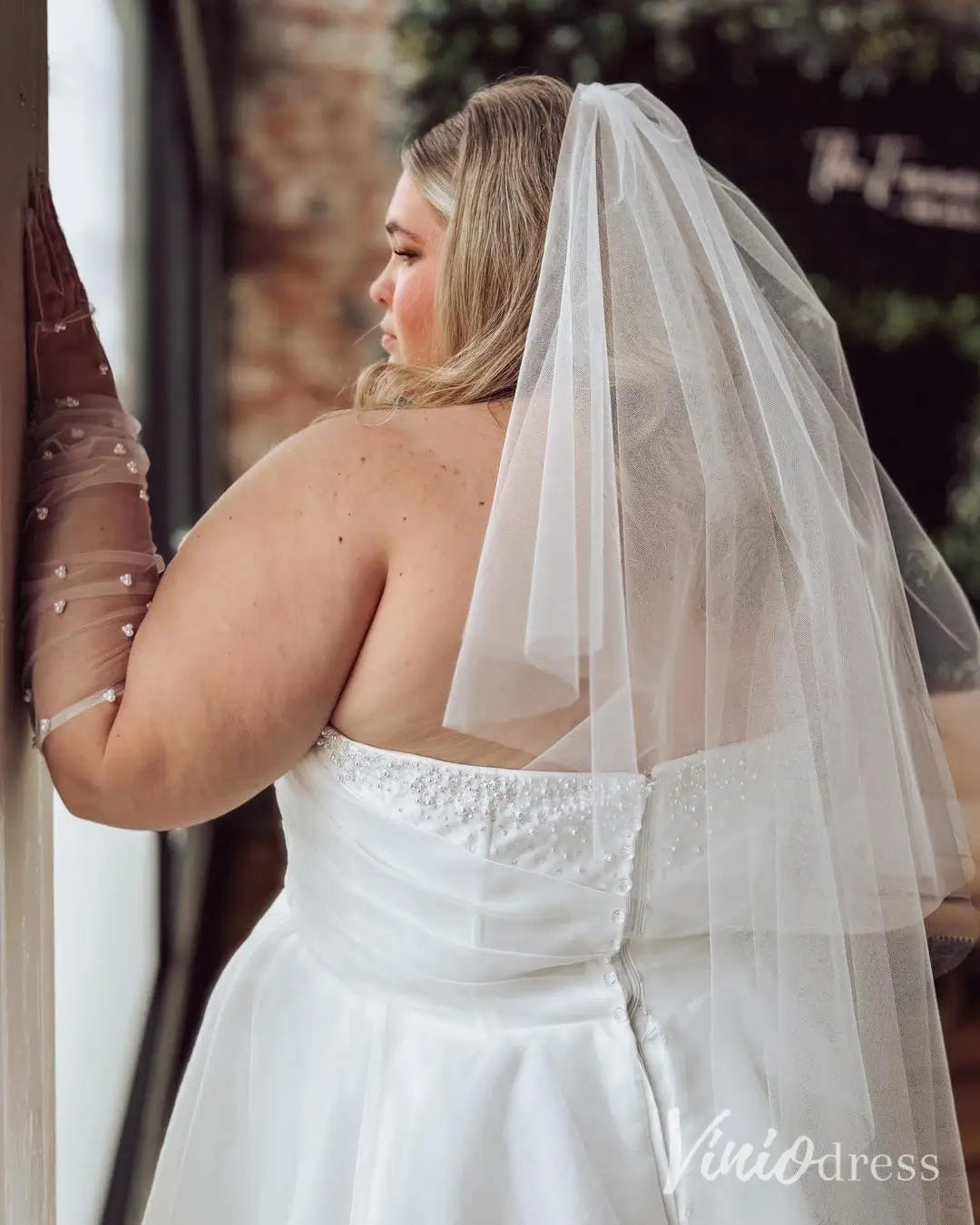 Romantic Plus Size Wedding Dress with Beaded Sweetheart Neckline, Draped Waist and Chapel Train – MS121-wedding dresses 2025 -Viniodress-Ivory-Custom Size-