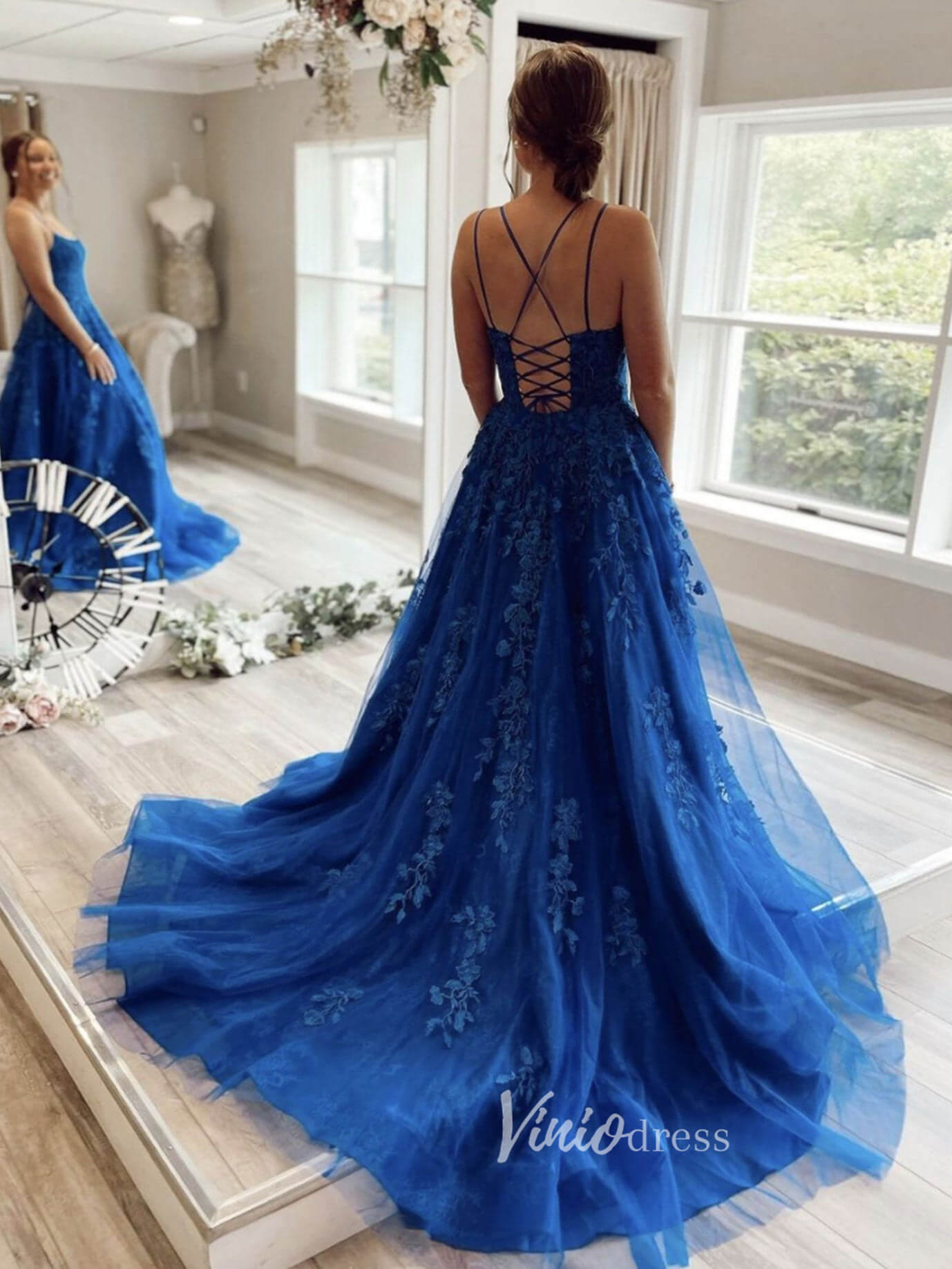 Prom Dress 2025 Royal Blue Lace Applique Prom Dresses Spaghetti Strap Evening Dress FD3073-unique prom dresses-Royal Blue-Custom Size-Viniodress