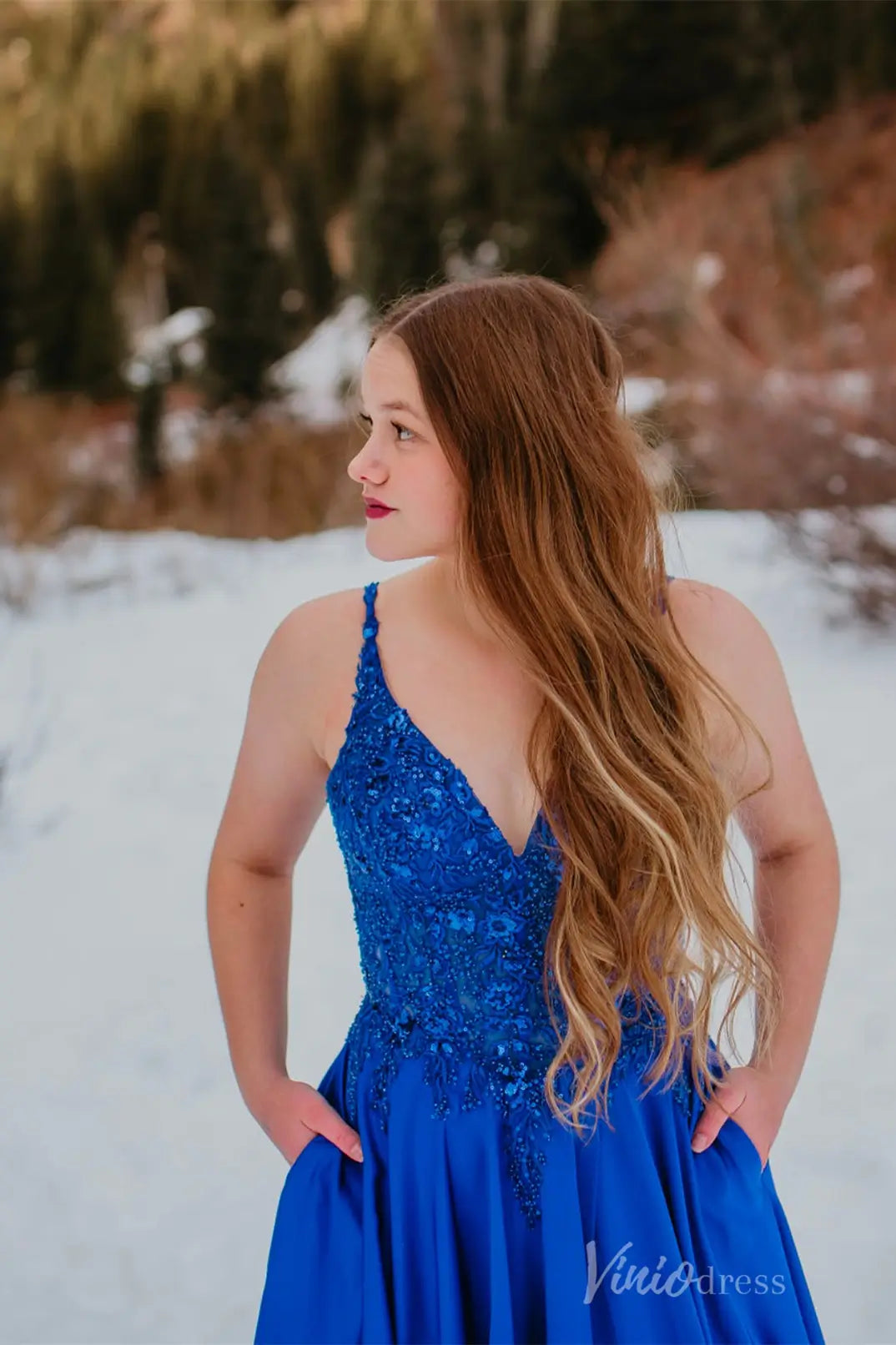 Royal Blue Prom Dress with Beaded Lace Bodice, V-Neckline, Pockets, High Slit, Lace-Up Back – AS011-prom dresses 2025 -Viniodress-Blue-Custom Size-