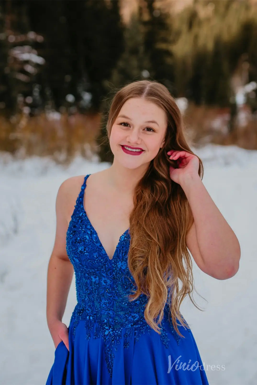 Royal Blue Prom Dress with Beaded Lace Bodice, V-Neckline, Pockets, High Slit, Lace-Up Back – AS011-prom dresses 2025 -Viniodress-Blue-Custom Size-