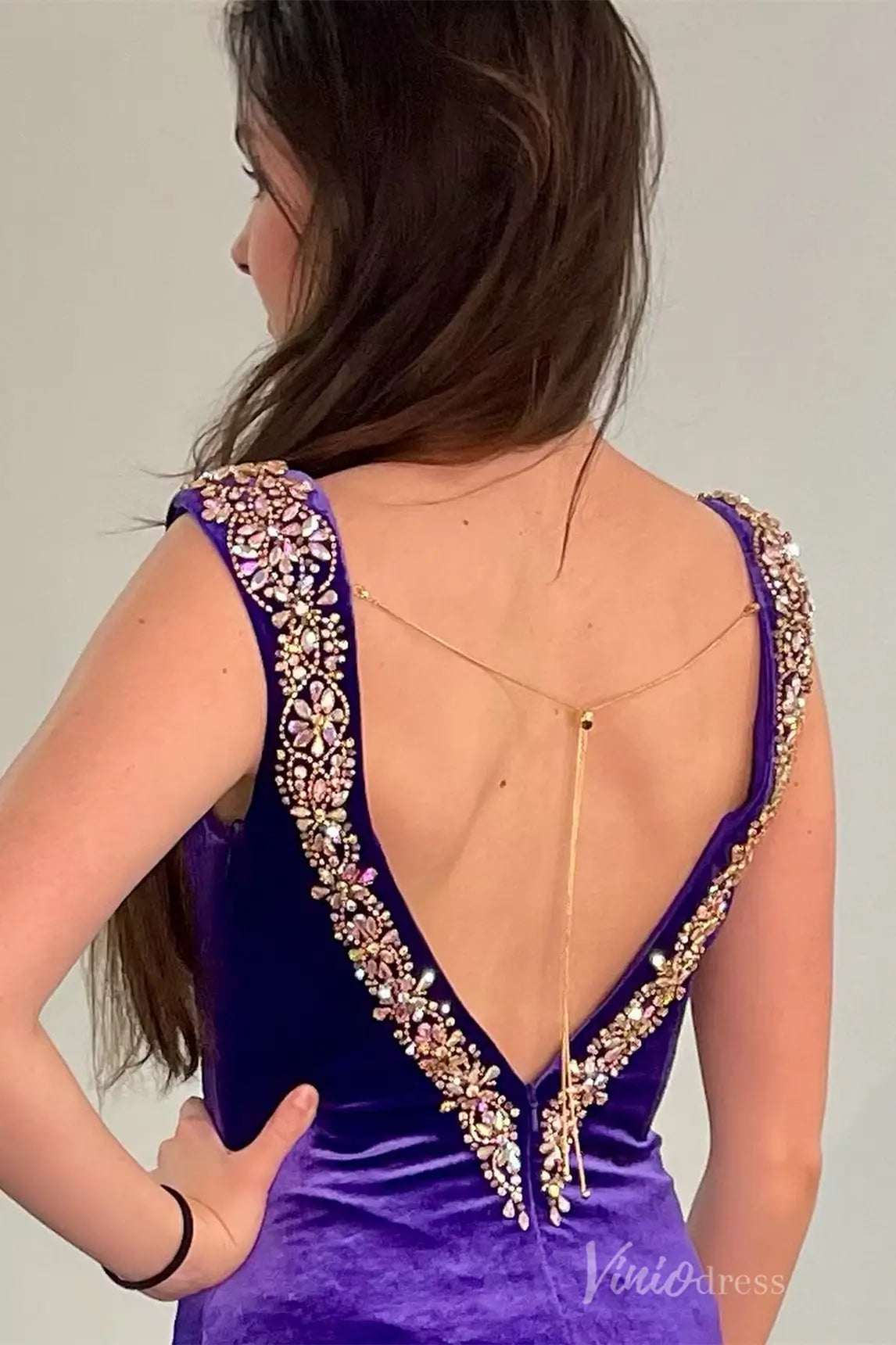 Royal Purple Velvet Mermaid Prom Dress with Deep V Neck, Beaded Straps, and Court Train – SS006-prom dresses 2025 -Viniodress-Purple-Custom Size-