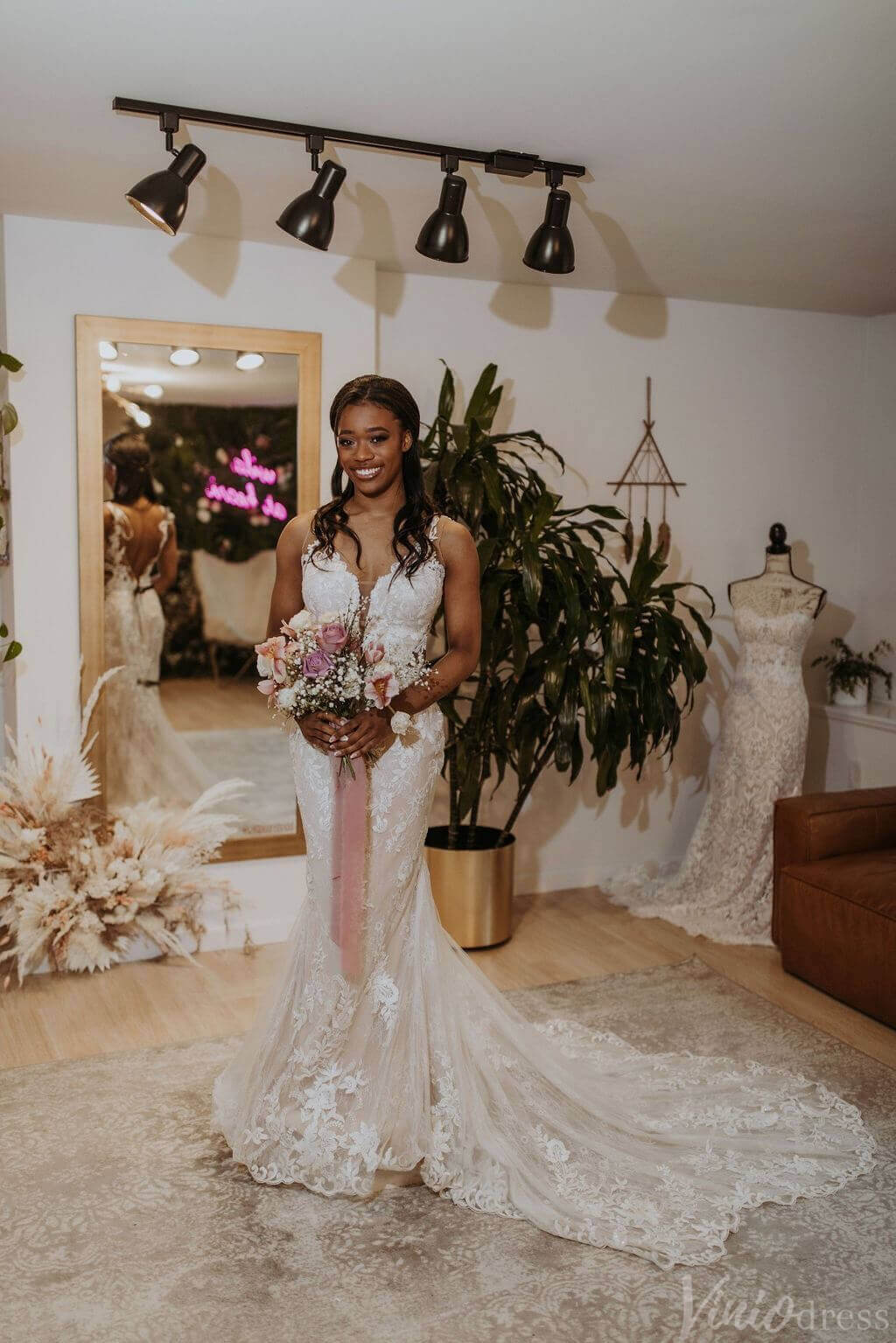 Rustic Lace Mermaid Wedding Dresses Backless Chapel Train Bridal Gown VW2156-wedding dresses 2025 -Viniodress-Ivory-Custom Size-