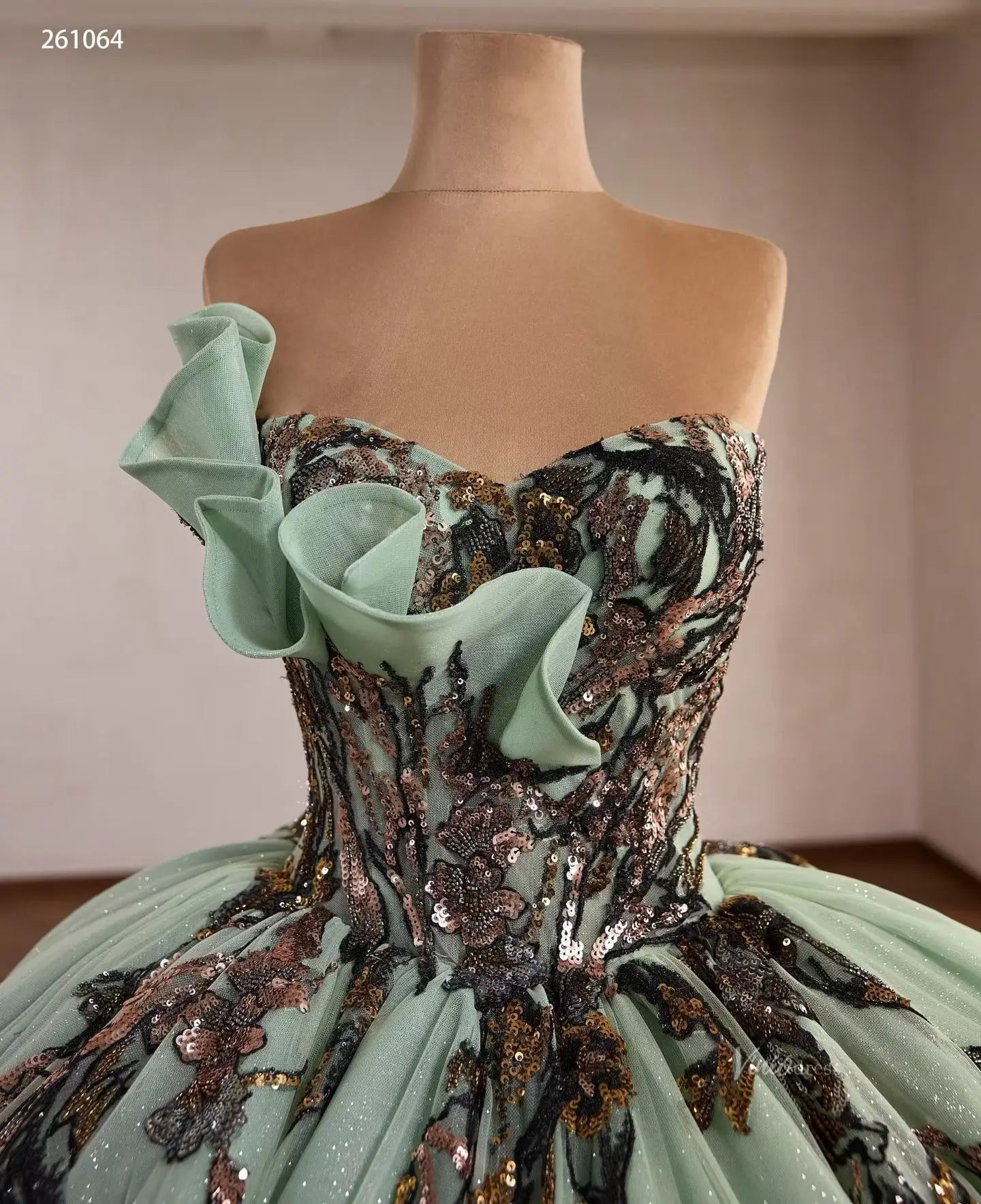 261064 1meter-Quinceanera Dresses 2026-Viniodress-Sage Green-Custom Size – Add Measurements in Cart-