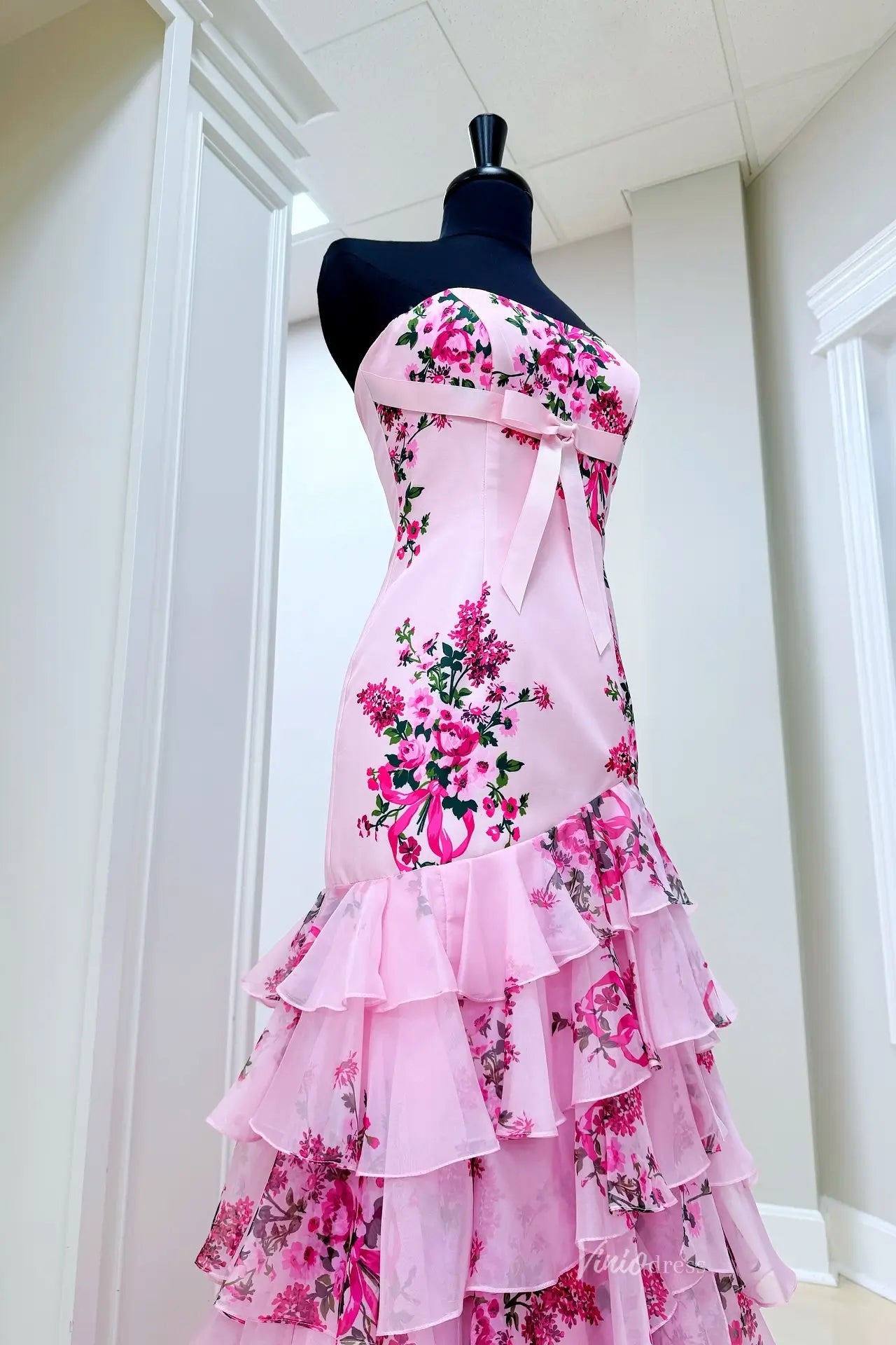 Sage Strapless Floral Mermaid Prom Dress with Tiered Chiffon Skirt & High Slit - RF057-prom dresses 2026-Viniodress-Pink-Custom Size-