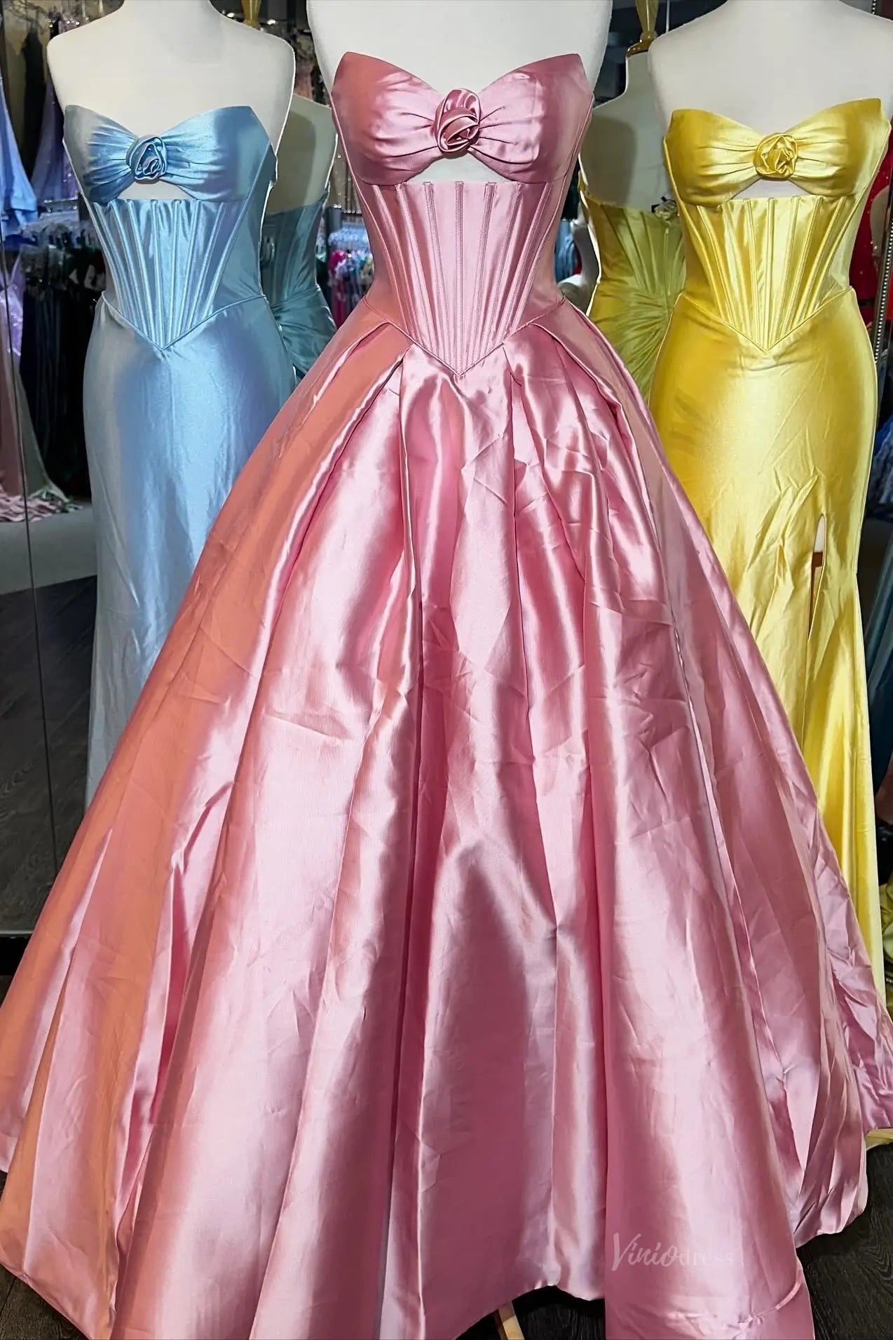 Satin Bow Prom Ball Gown with Basque Corset Bodice, Sweetheart Neckline & Keyhole Detail – AS049-prom dresses 2026-Viniodress-Pink-Custom Size – Add Measurements in Cart-