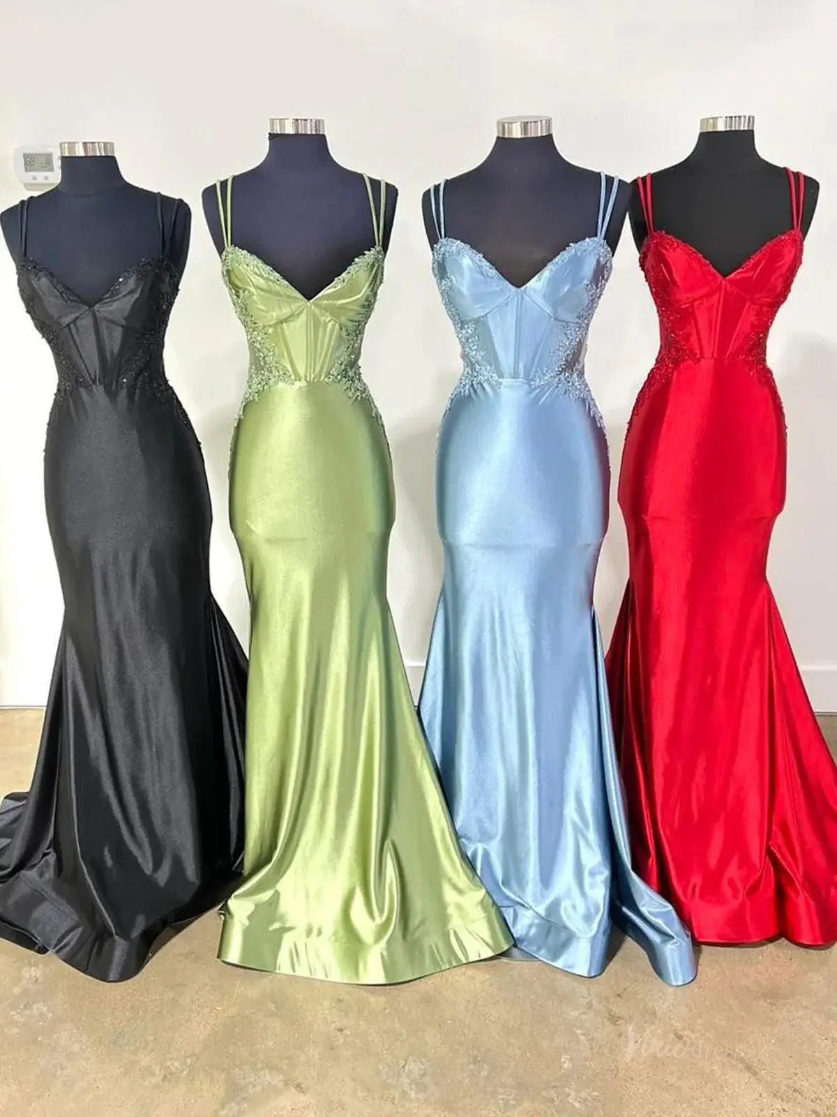 Satin Mermaid Prom Dresses 2025 with Lace Applique, V-Neck & Spaghetti Strap – FD5061-prom dresses 2025 -Viniodress-Green-Custom Size-