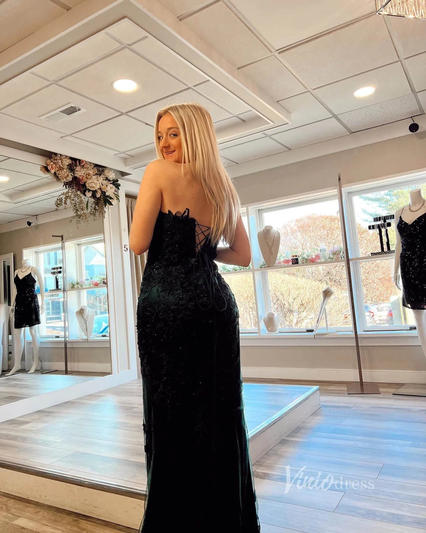 Sheath Lace Appliqued Long Prom Dresses with Slit FD1250B Strapless, lace-up back-prom dresses 2025 -Viniodress-Black-Custom Size-