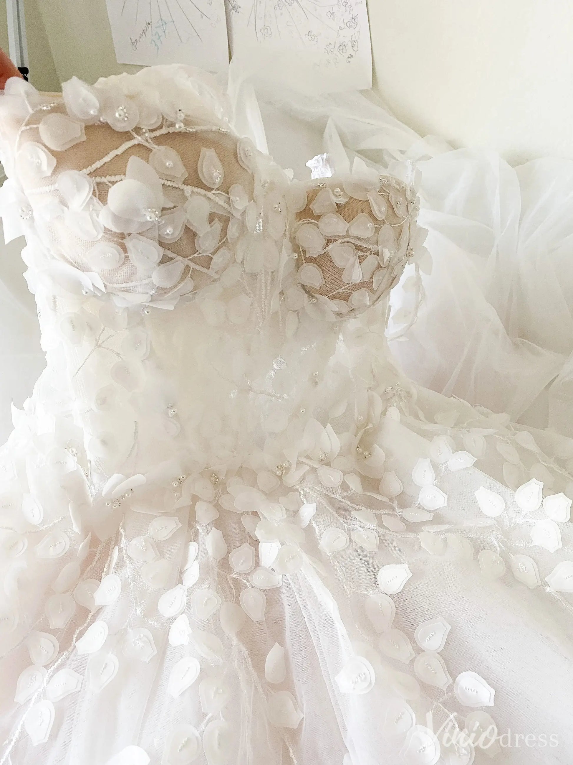 Sheer Tulle Wedding Dress with 3D Leaf Appliqué and Corset Lace-Up Back – VW2520-wedding dresses 2025 -Viniodress-Ivory-Custom Size-