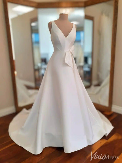 Simple Satin A-Line Wedding Dress with Deep V-Neck and Side Bow Detail – VW2536-wedding dresses 2025 -Viniodress-White-Custom Size-