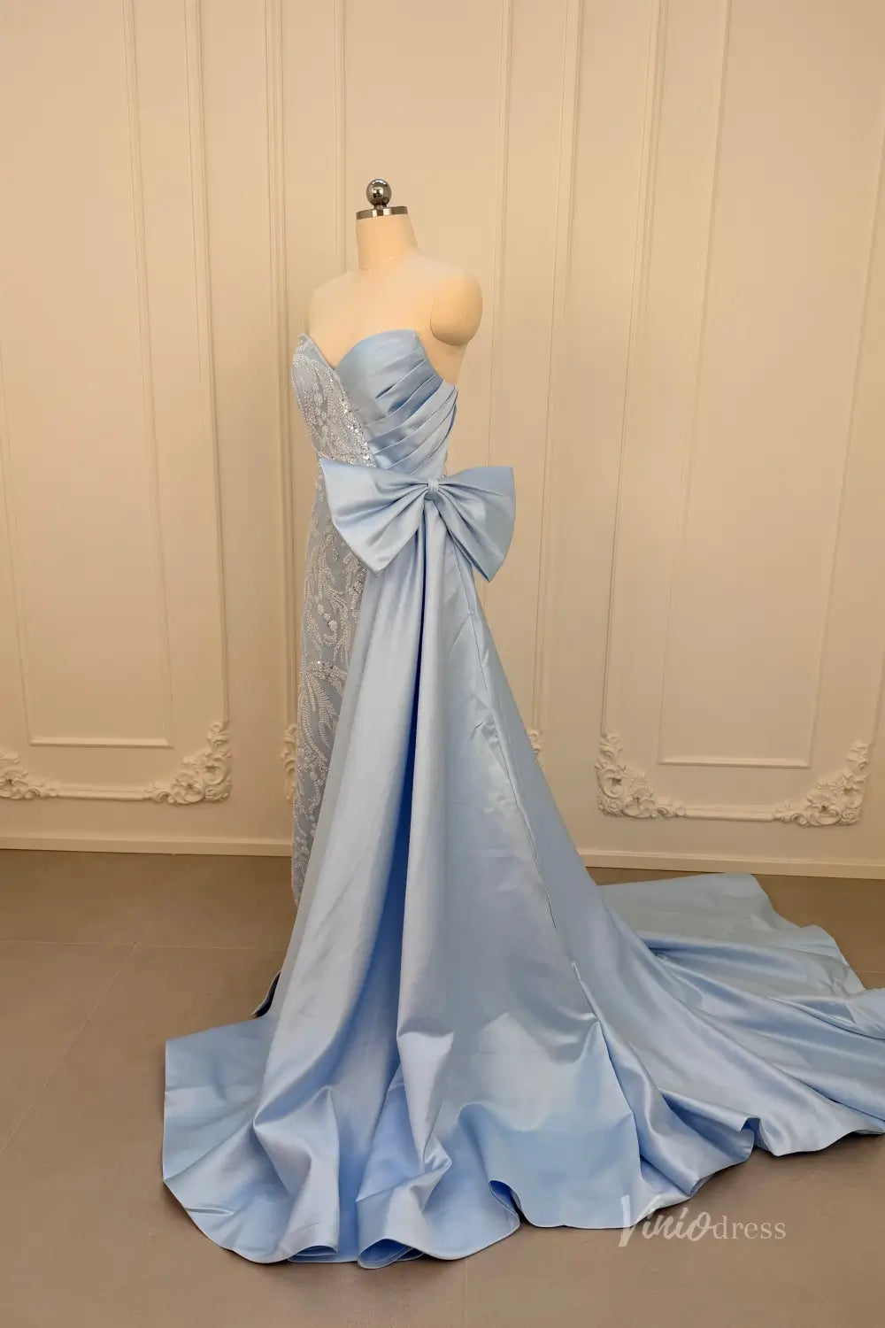 Sky Blue Beaded Prom Dress with Sweetheart Neckline, High Slit & Overskirt Bow – SS105-prom dresses 2026-Viniodress-Light Blue-Custom Size – Add Measurements in Cart-