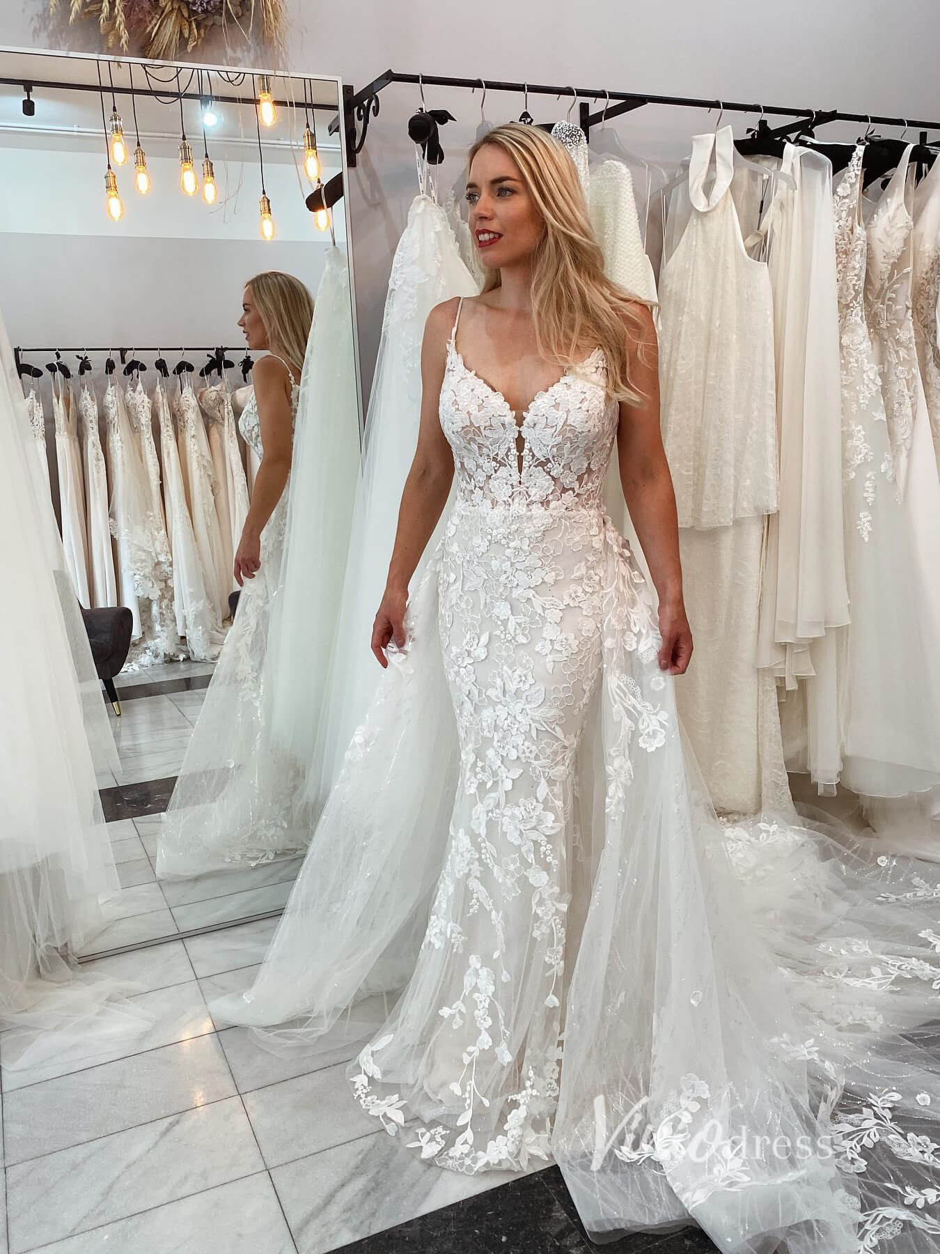 Spaghetti Strap Lace Mermaid Wedding Dress with Detachable Overskirt VW2151-wedding dresses-Viniodress-Viniodress