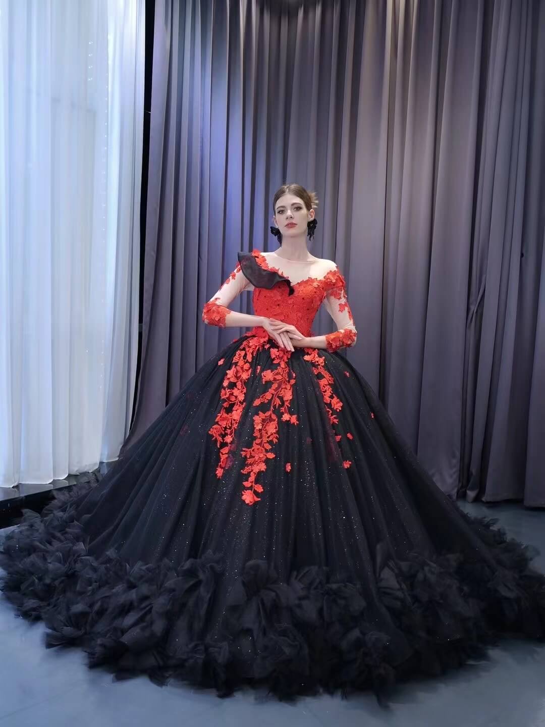 Sparkly Black Ruffle Ball Gown Wedding Dresses Red Lace Appliqued Quince Dress 231103 - ViniodressQuinceanera DressesBlackCustom Size - Formal Dresses - Ball Gowns