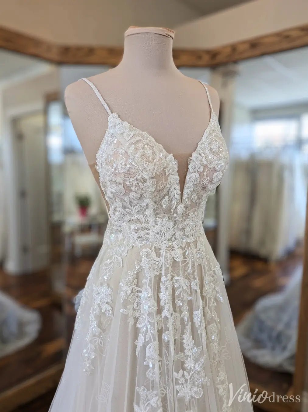 Sparkly Lace A-Line Wedding Dress with Deep V Back and Sheer Tulle Train – VW2557-wedding dresses 2025 -Viniodress-Ivory-Custom Size-