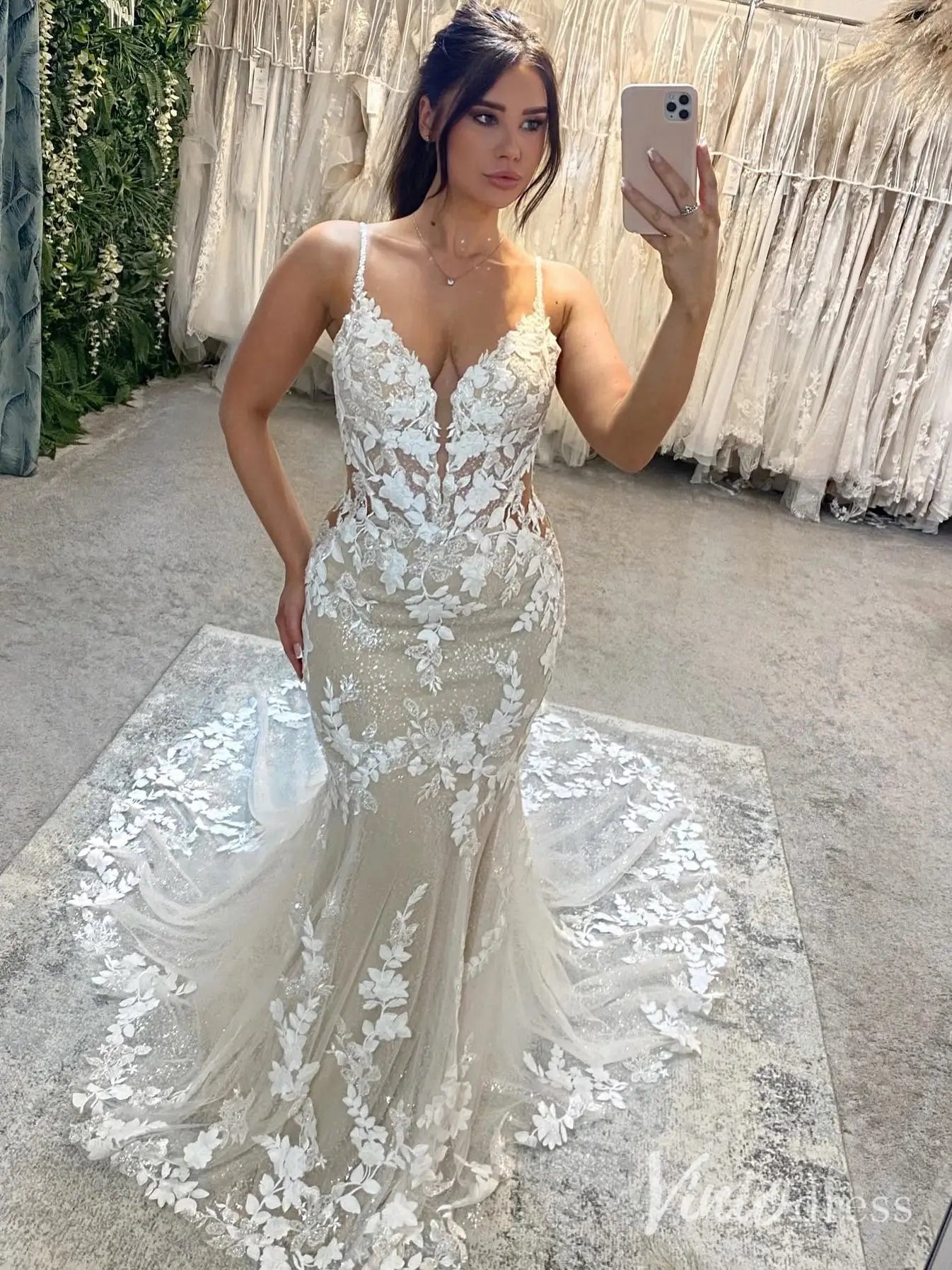 Sparkly Nude Mermaid Wedding Dress with Floral Lace Appliqué, Plunging Neckline & Chapel Train – ML113-wedding dresses 2025 -Viniodress-Nude-Custom Size-
