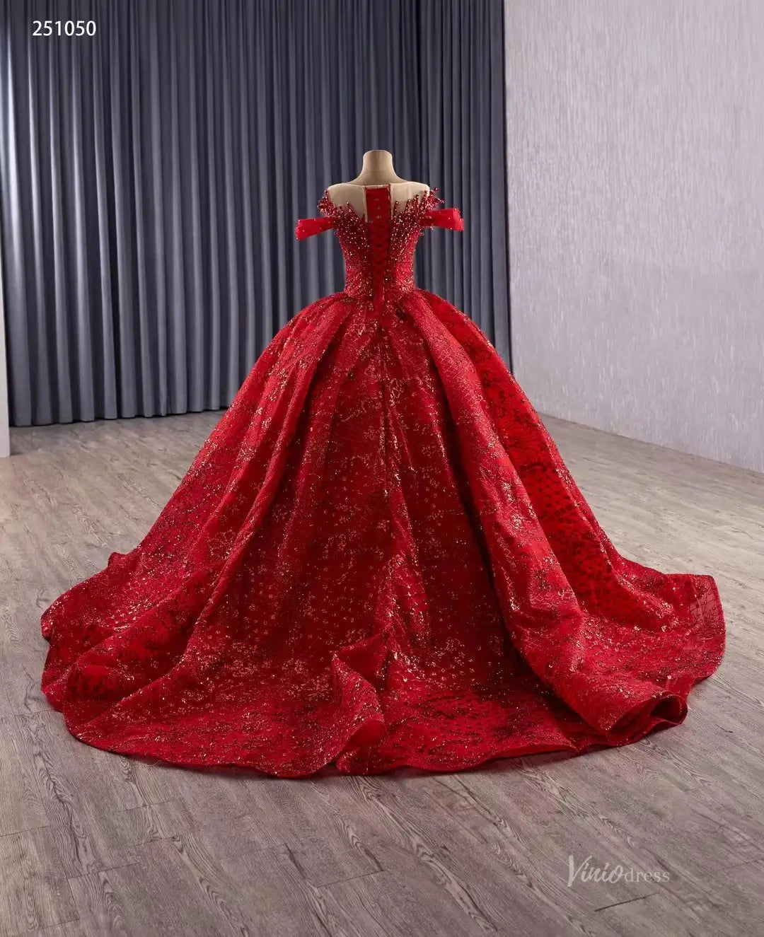 Sparkly Red Quinceañera Dress | Beaded Illusion Neck Debut Gown with Cold Shoulders & 80cm Train 251050-Quinceanera Dresses 2025 -Viniodress-Red-Custom Size-
