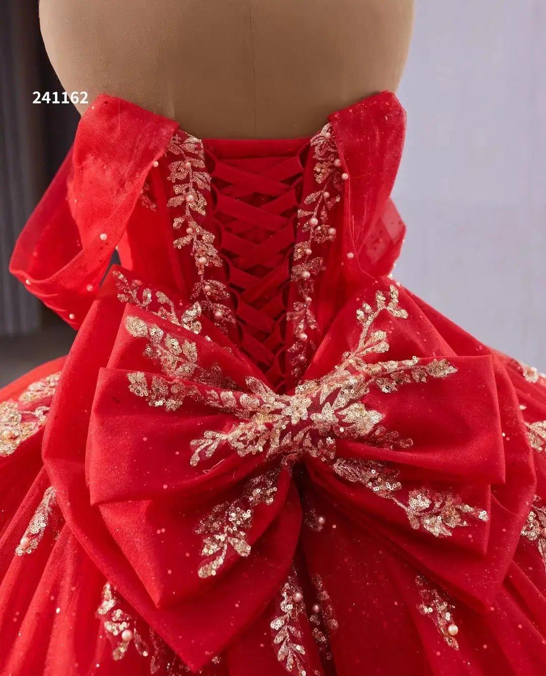 Sparkly Red Quinceanera Dress with Bow Gold Lace Appliqued Debutante Gowns 241162-Quinceanera Dresses 2025 -Viniodress-Red-Custom Size-