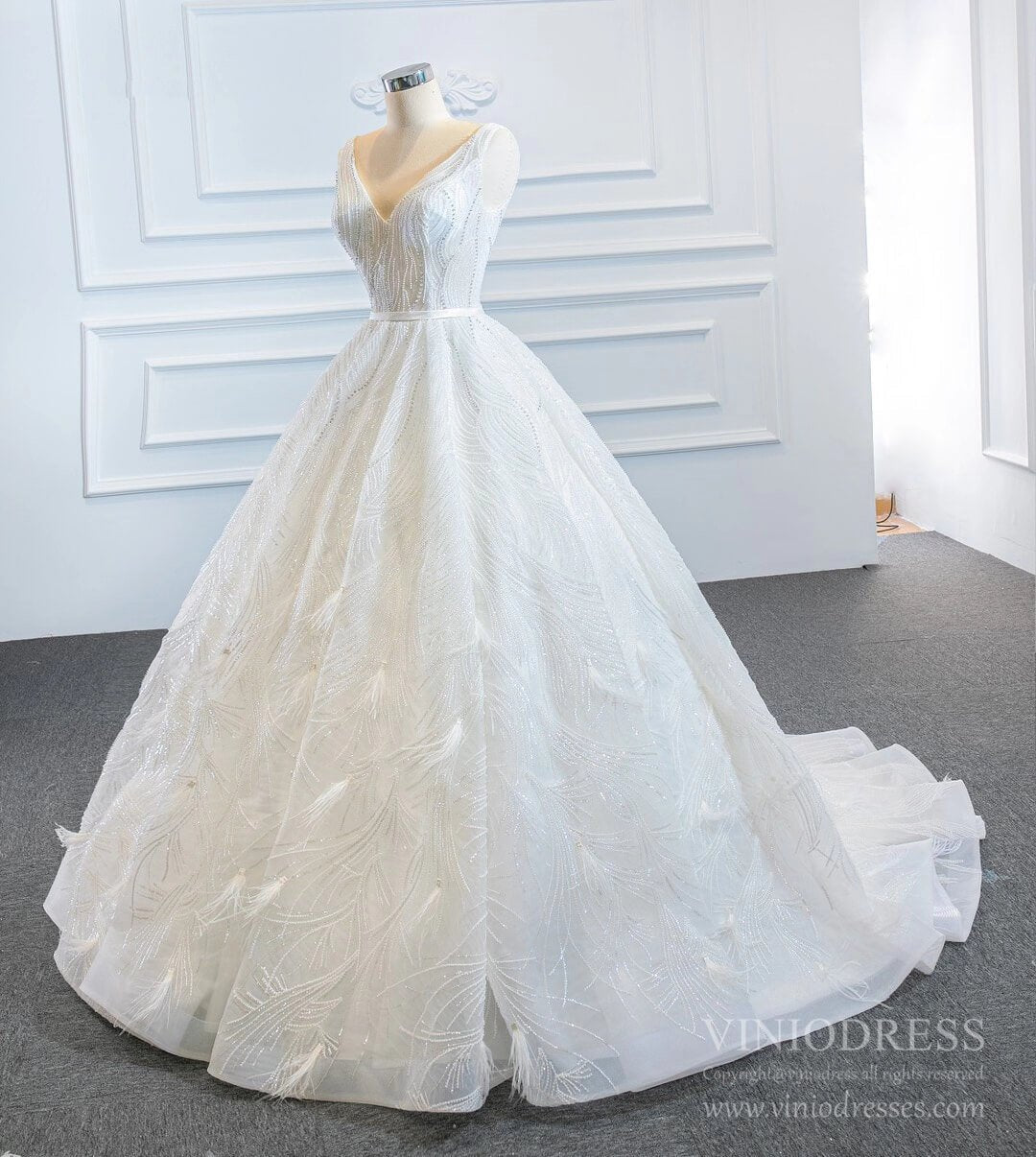 Sparkly Wedding Dresses Feather Lace Ball Gown Bridal Dress VW1778-wedding dresses 2025 -Viniodress-Ivory-Custom Size-