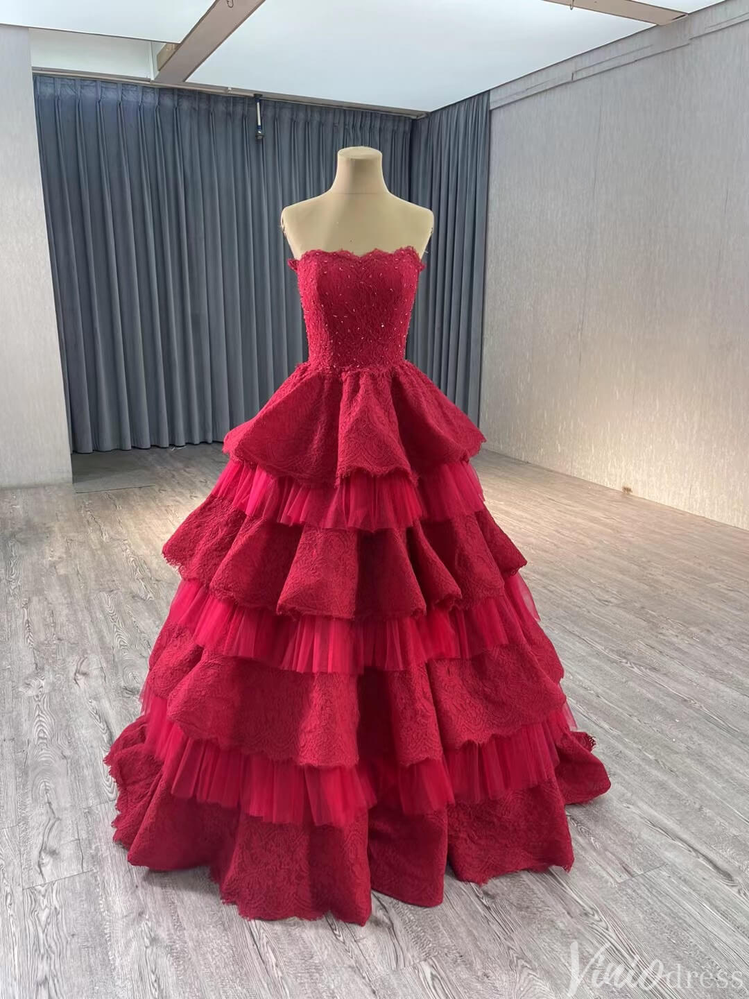 Strapless Dark Red Tiered Ball Gown Prom Dress Ruffled Lace Wedding Dresses 241120-Quinceanera Dresses-Viniodress-Viniodress