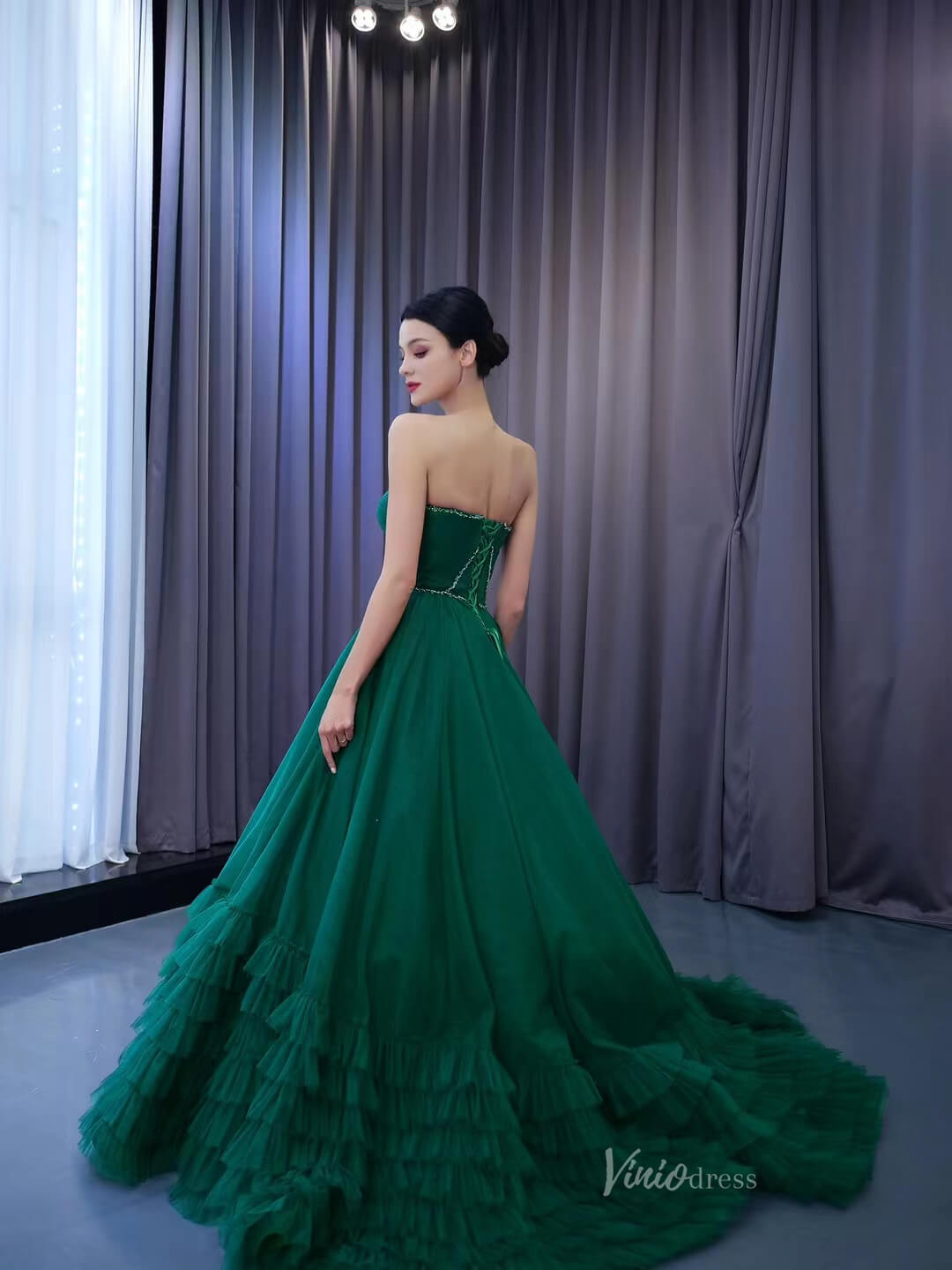 Prom Dress 2025 Strapless Emerald Green Ruffle Tulle Wedding Dresses Ruffled Pageant Gown 67541-unique wedding dresses-Emerald Green-Custom Size-Viniodress