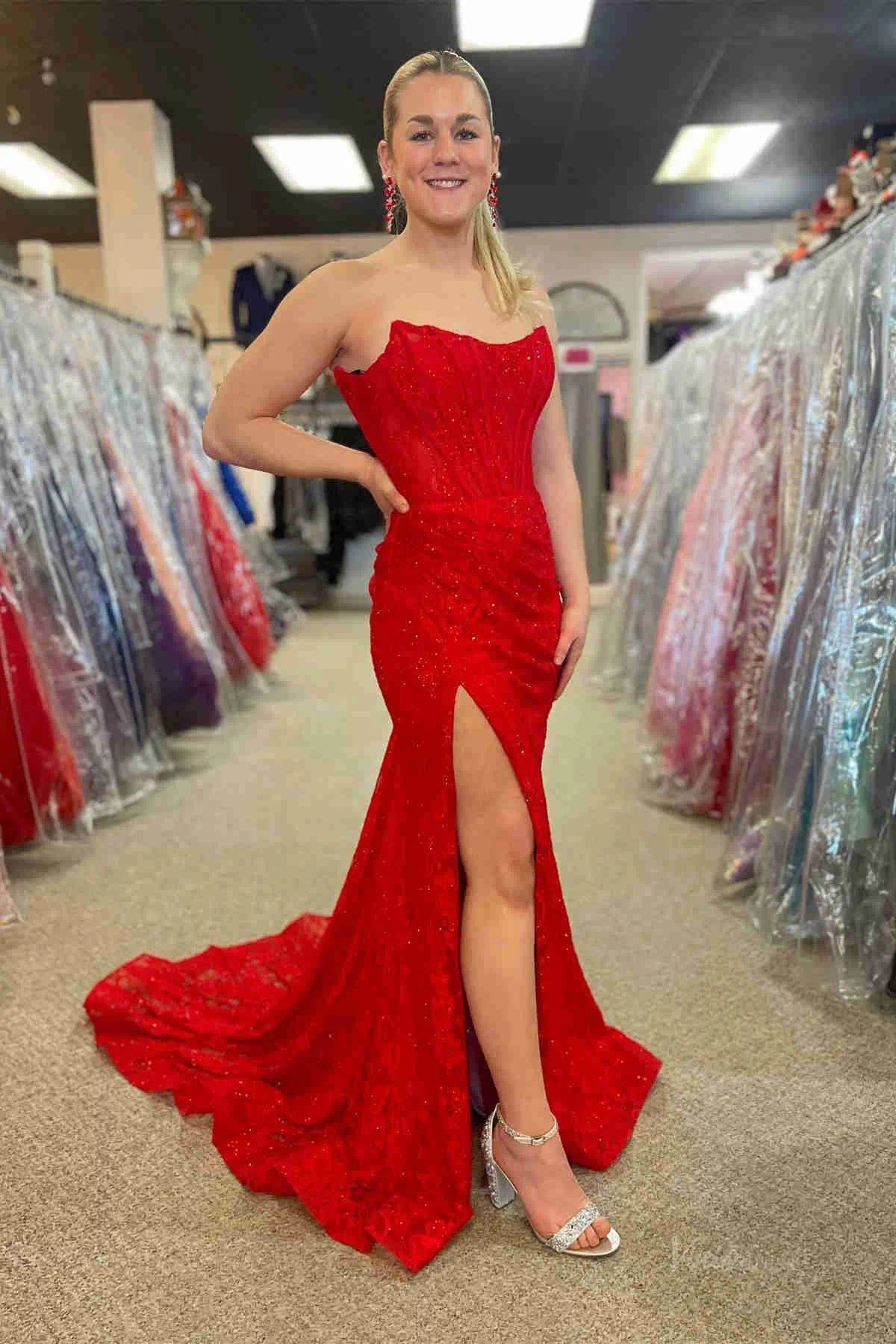 Strapless Lace Mermaid Prom Dress 2025 with Slit & Boned Bodice – FD5019-prom dresses 2025 -Viniodress-Red-Custom Size-