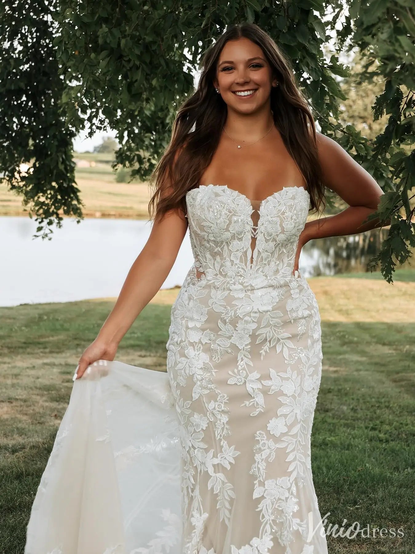 Strapless Lace Mermaid Wedding Dress with Deep Illusion Plunge and Cathedral Train – VW2602-wedding dresses 2025 -Viniodress-Beige-Custom Size-