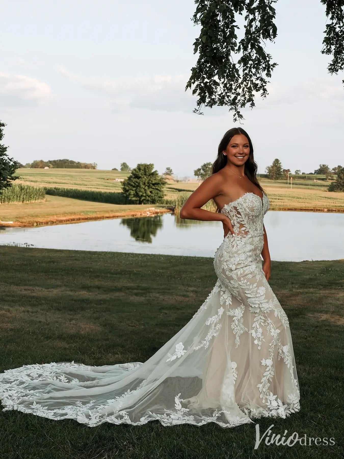 Strapless Lace Mermaid Wedding Dress with Deep Illusion Plunge and Cathedral Train – VW2602-wedding dresses 2025 -Viniodress-Beige-Custom Size-