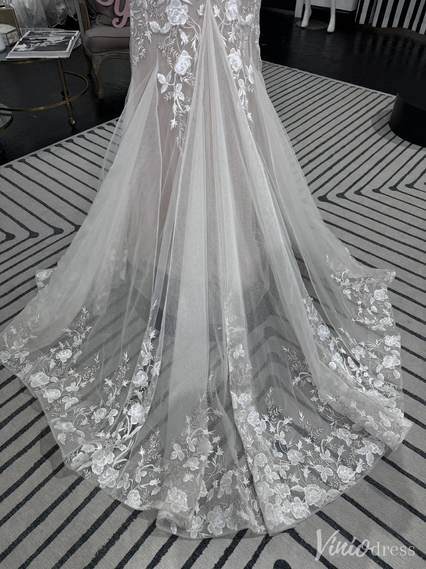 Strapless Lace Mermaid Wedding Dress with Sheer Corset Bodice & Tulle Overskirt – VW2509-wedding dresses 2025 -Viniodress-Beige-Custom Size-