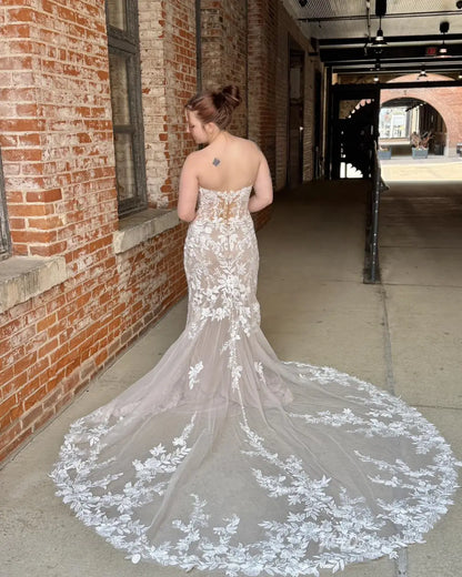 Strapless Nude Mermaid Wedding Dress | Lace Appliqués, Sweetheart Neck, Chapel Train ML146-wedding dresses 2025 -Viniodress-Nude-Custom Size-