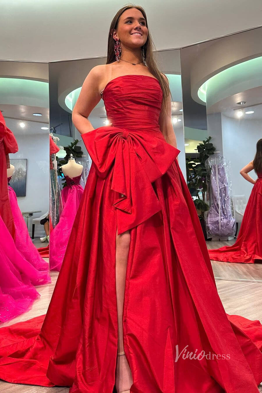 Strapless Red Bow Tie Prom Dresses 2024 Satin Formal Gowns with Slit F Viniodress Strapless Red Bow Tie Prom Dresses 2024 Satin Formal Gowns with Slit F Viniodress