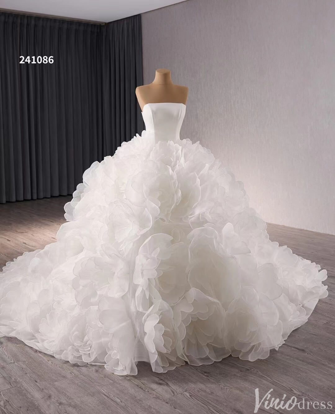 Strapless Ruffle Rosette Flower Balll Gown Wedding Dresses with Veil 241086-wedding dresses-Viniodress-Viniodress