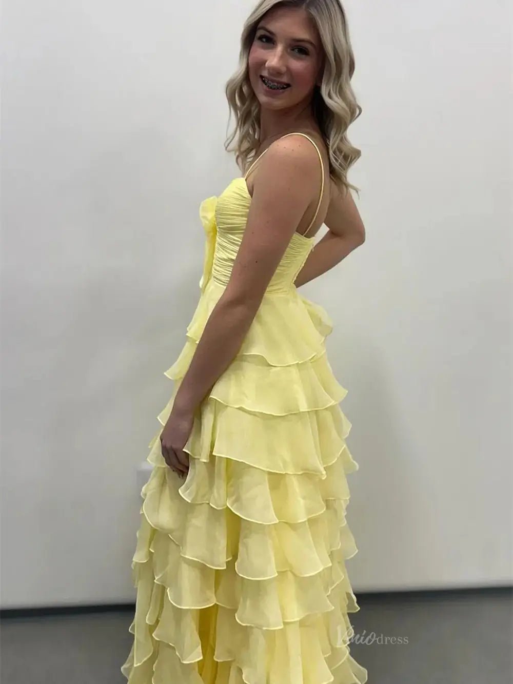 Strapless Tiered Chiffon Prom Dresses with Slit & Sweetheart Neck Pleated Bodice - FD3754-prom dresses 2025 -Viniodress-Pink-Custom Size-