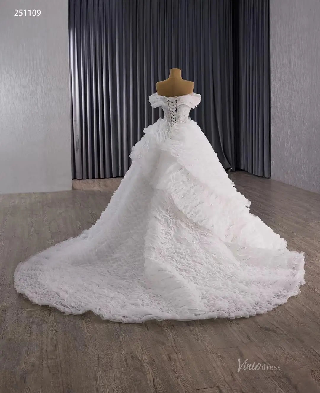 Tiered Ruffle Ball Gown Wedding Dress | Off-the-Shoulder Luxury Bridal Gown with Corset Back 251109-wedding dresses 2025 -Viniodress-Ivory-Custom Size-