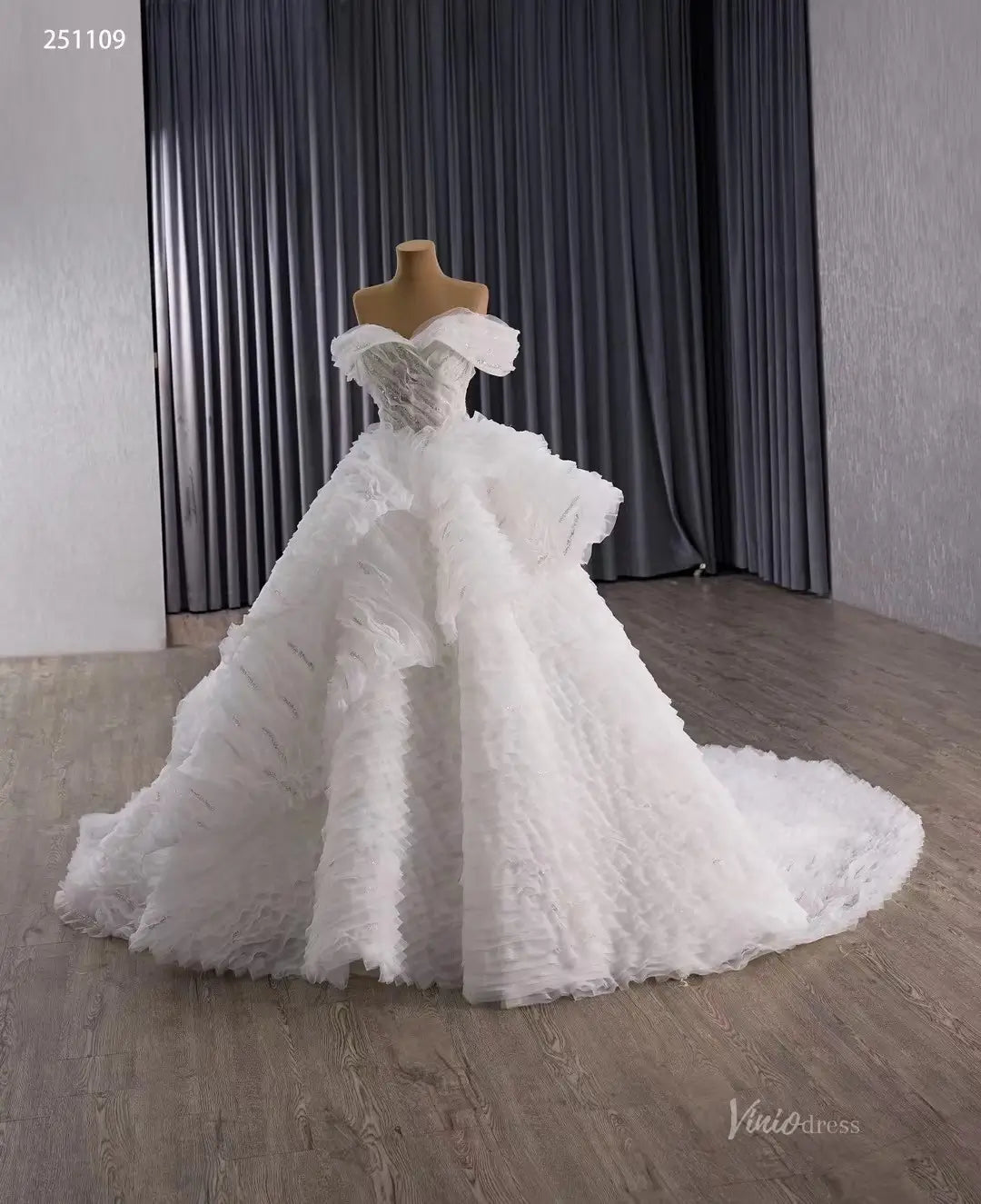 Tiered Ruffle Ball Gown Wedding Dress | Off-the-Shoulder Luxury Bridal Gown with Corset Back 251109-wedding dresses 2025 -Viniodress-Ivory-Custom Size-